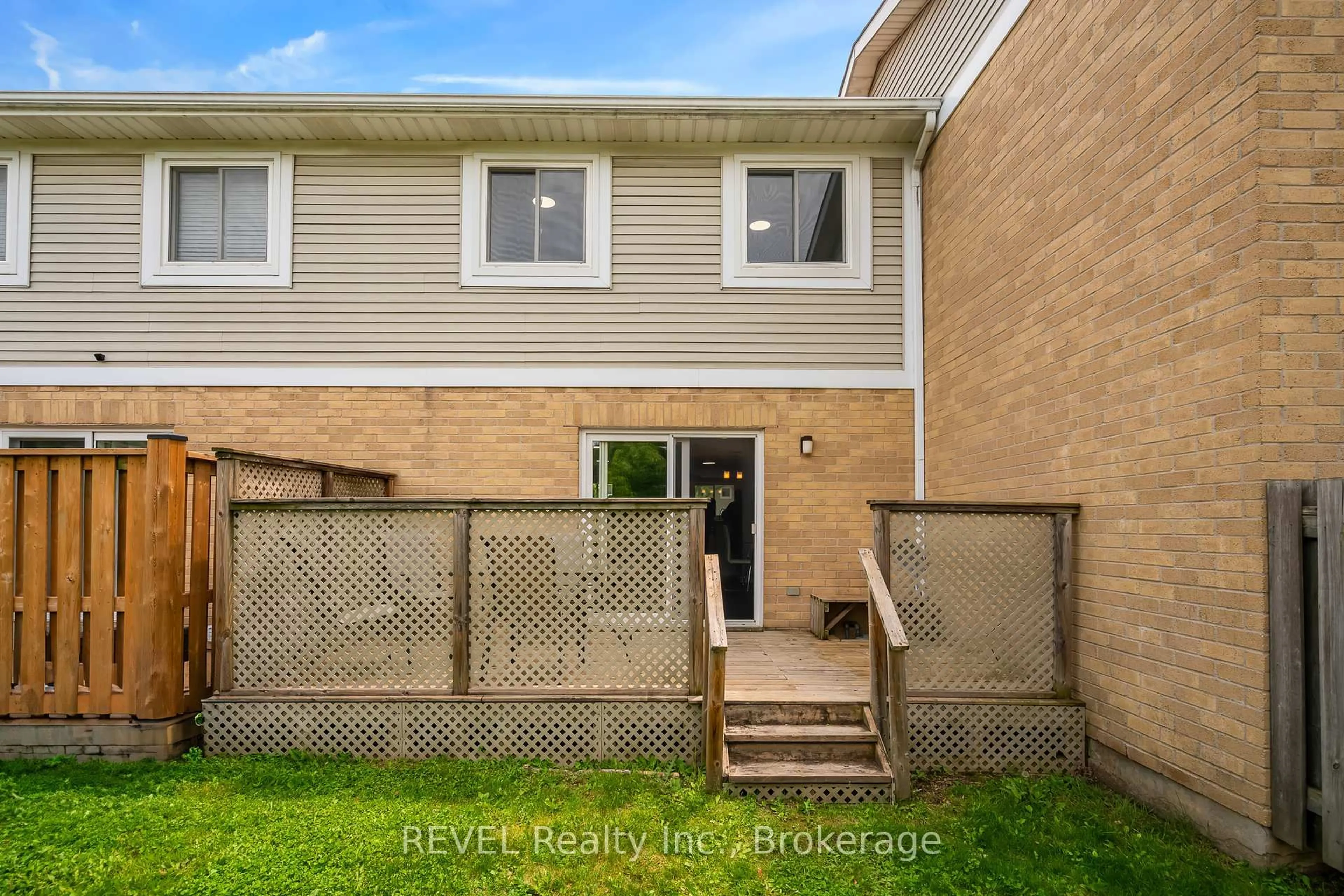 Unknown for 38 Elma St #2, St. Catharines Ontario L2N 6Z3