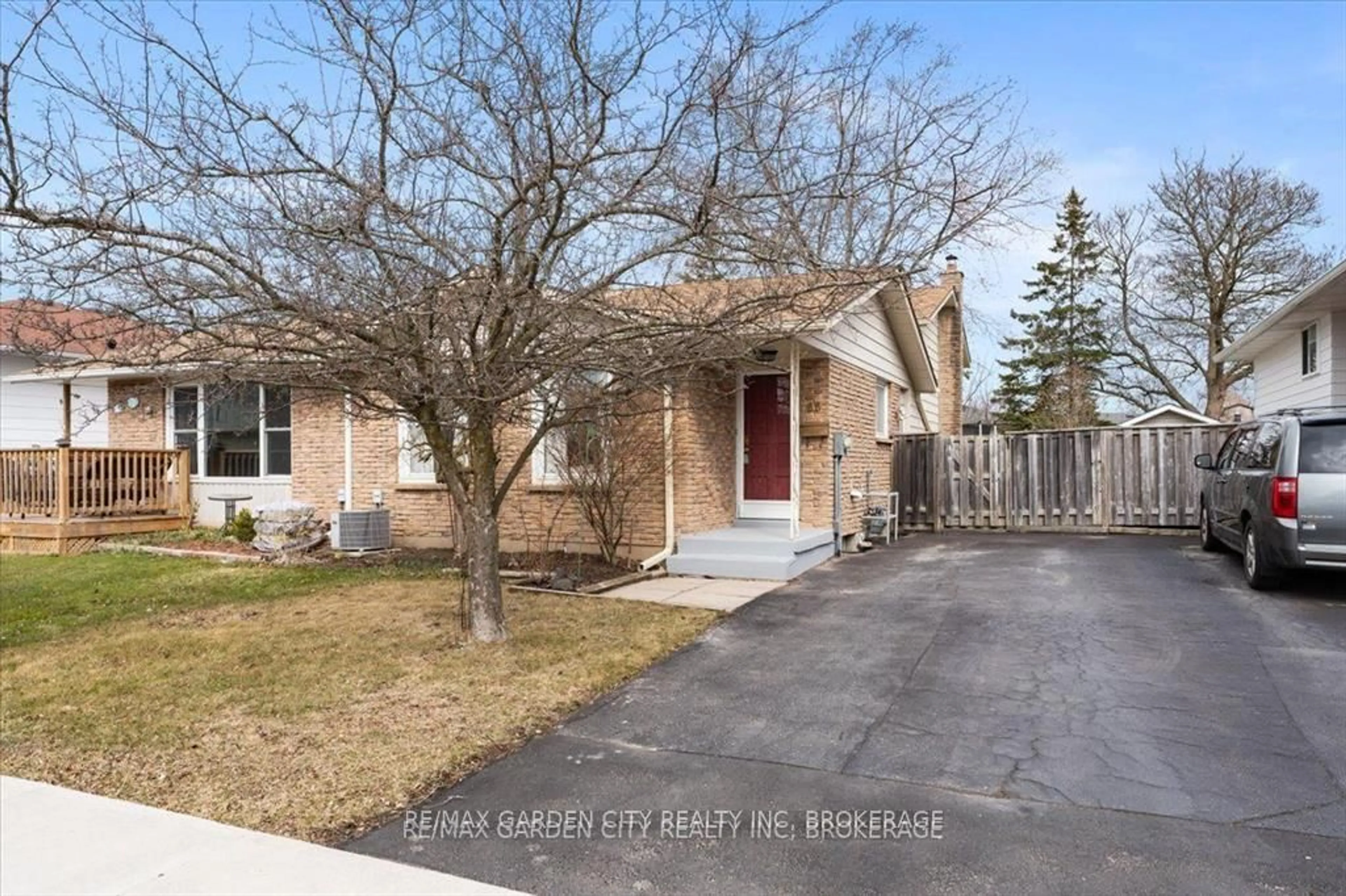 Unknown for 68 Barrington Dr, Welland Ontario L3C 5Z9