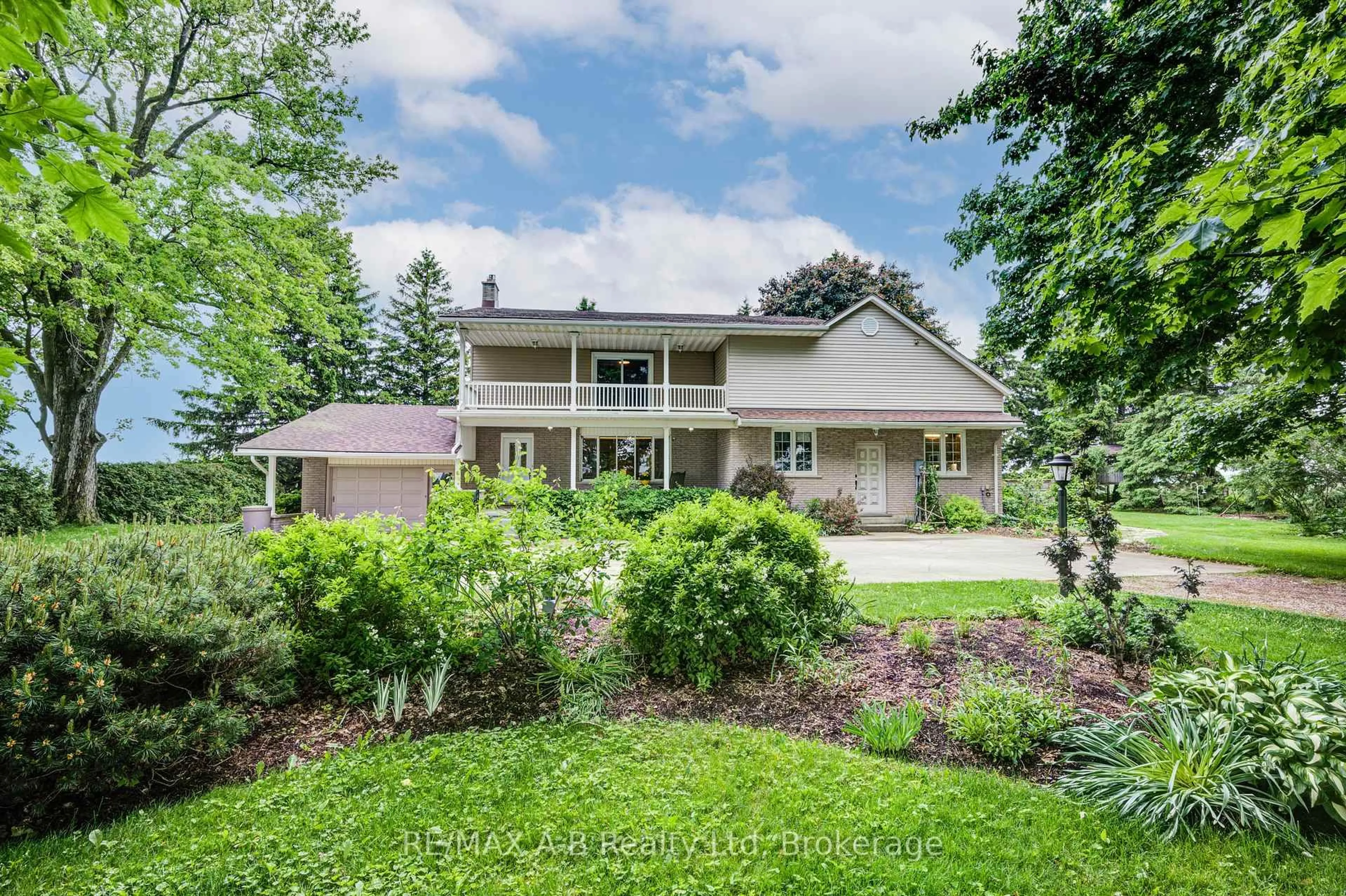 A pic from outside/outdoor area/front of a property/back of a property/a pic from drone, unknown for 3498 Rd 109 Rd, Perth East Ontario N0B 2R0