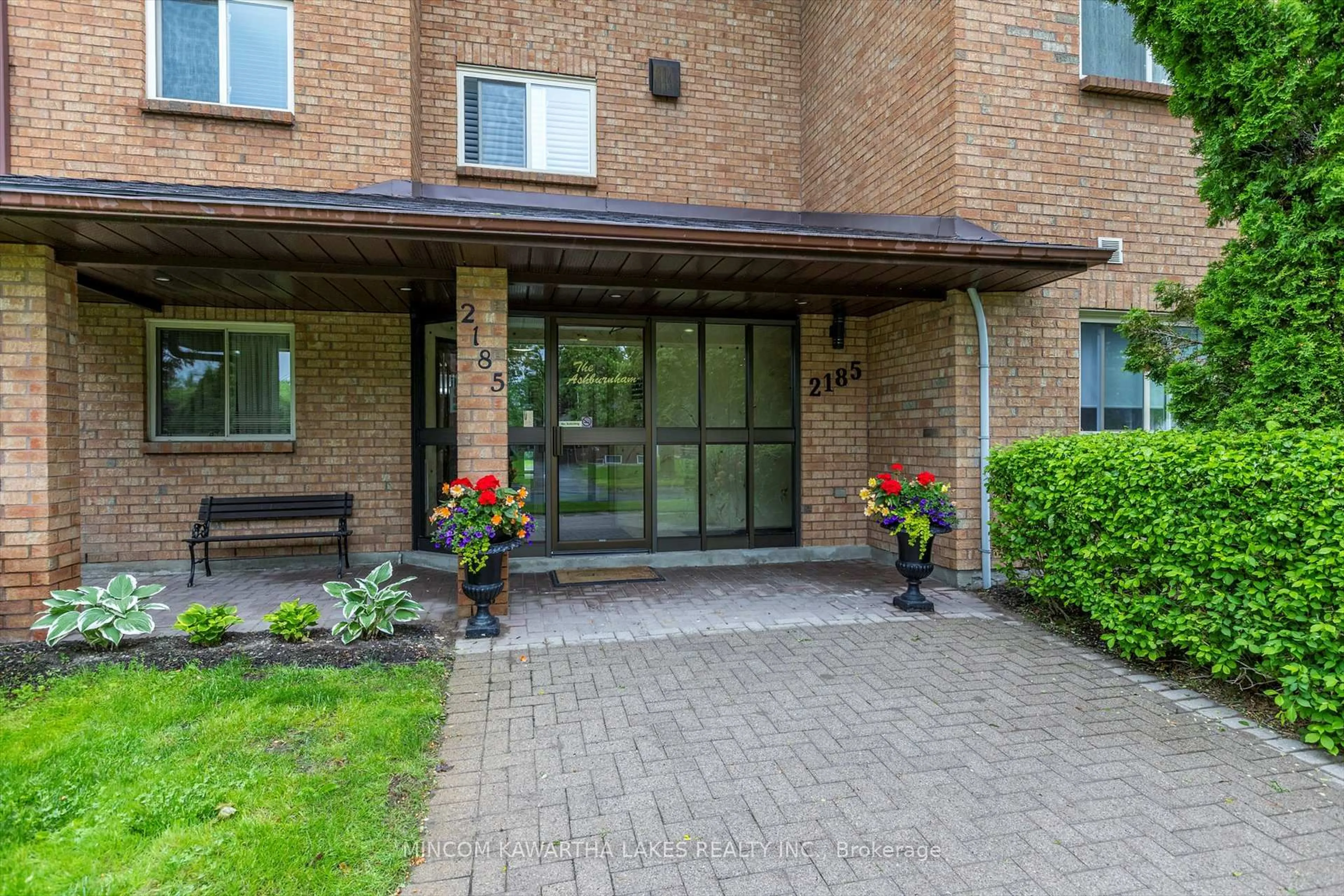 Patio, street for 2185 Walker Ave #303, Peterborough East Ontario K9L 1T6