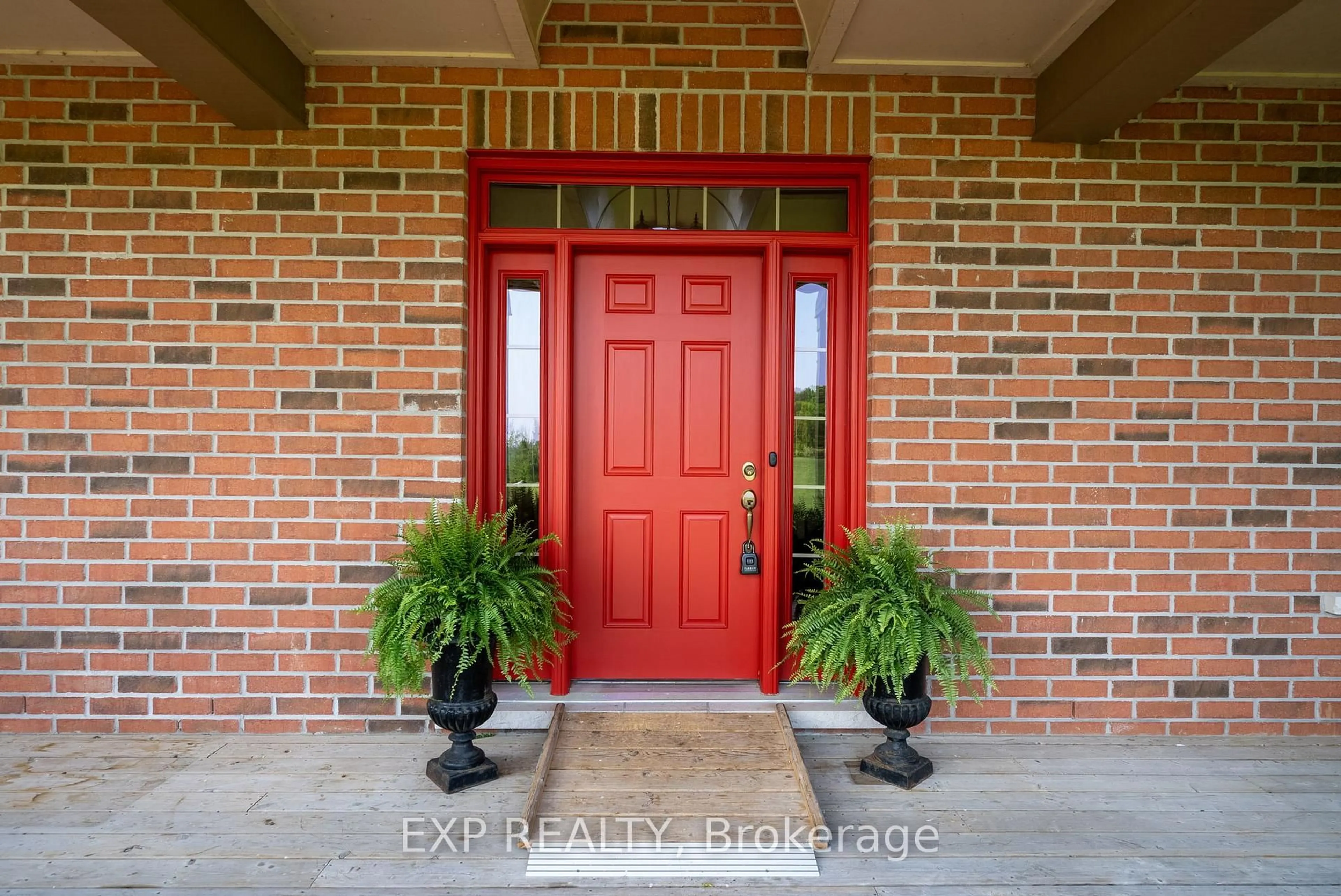 Indoor entryway for 10326 Community Centre Rd, Alnwick/Haldimand Ontario K0K 1C0