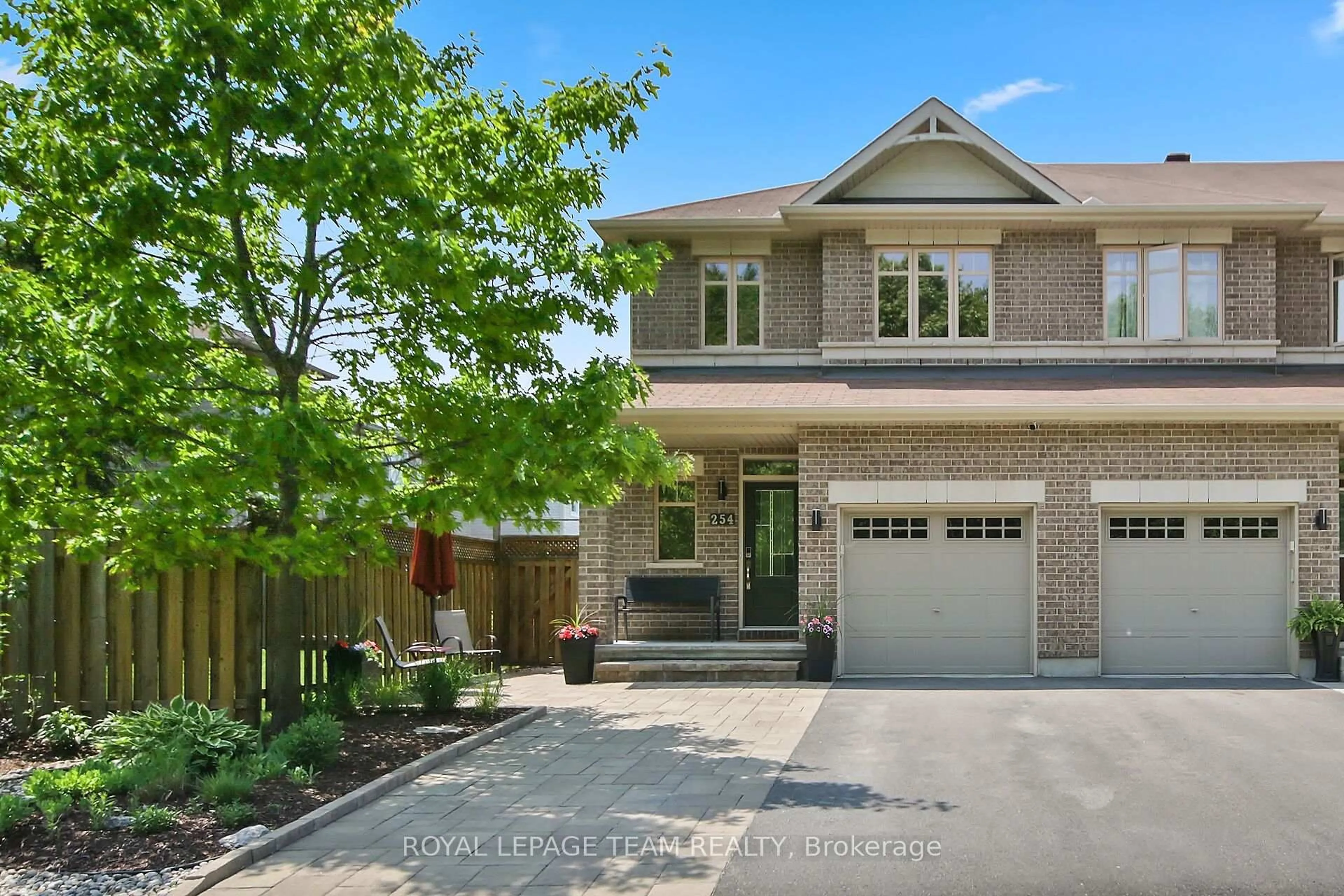 Home with brick exterior material, street for 254 Celtic Ridge Cres, Ottawa Ontario K2W 0C3