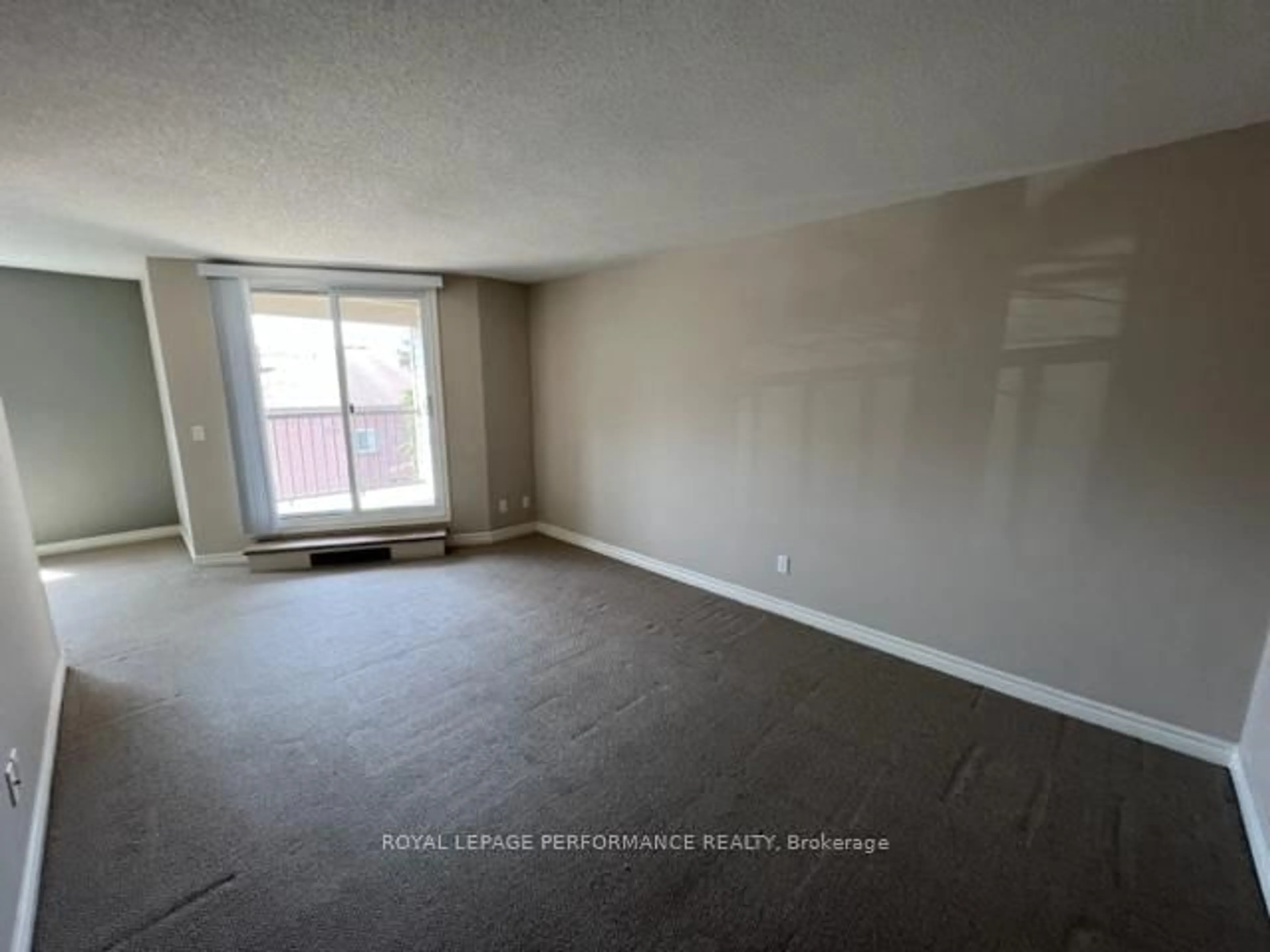 A pic of a room for 8 Pearl St #201, Smiths Falls Ontario K7A 5B5