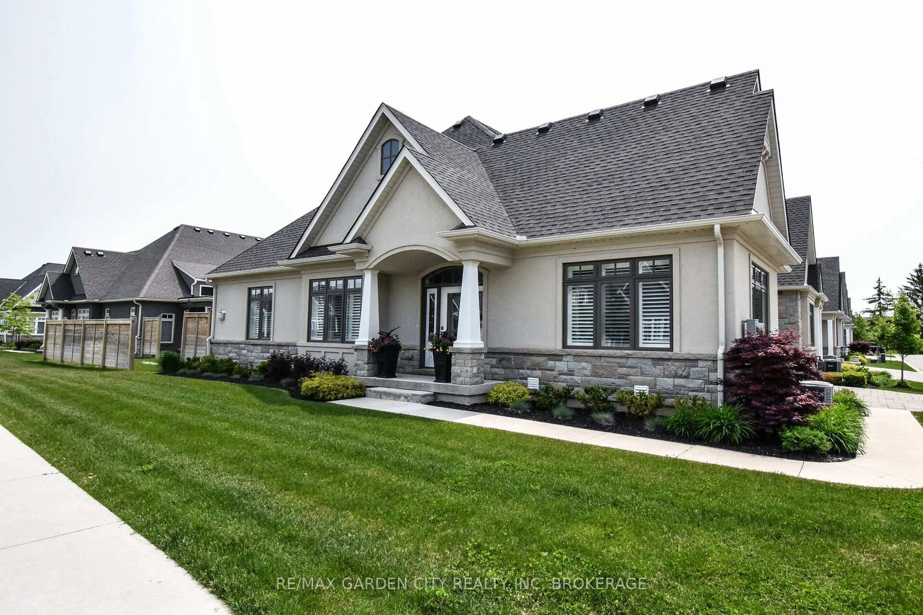 Home with vinyl exterior material, street for 2 SASSAFRAS Row, Fort Erie Ontario L0S 1N0
