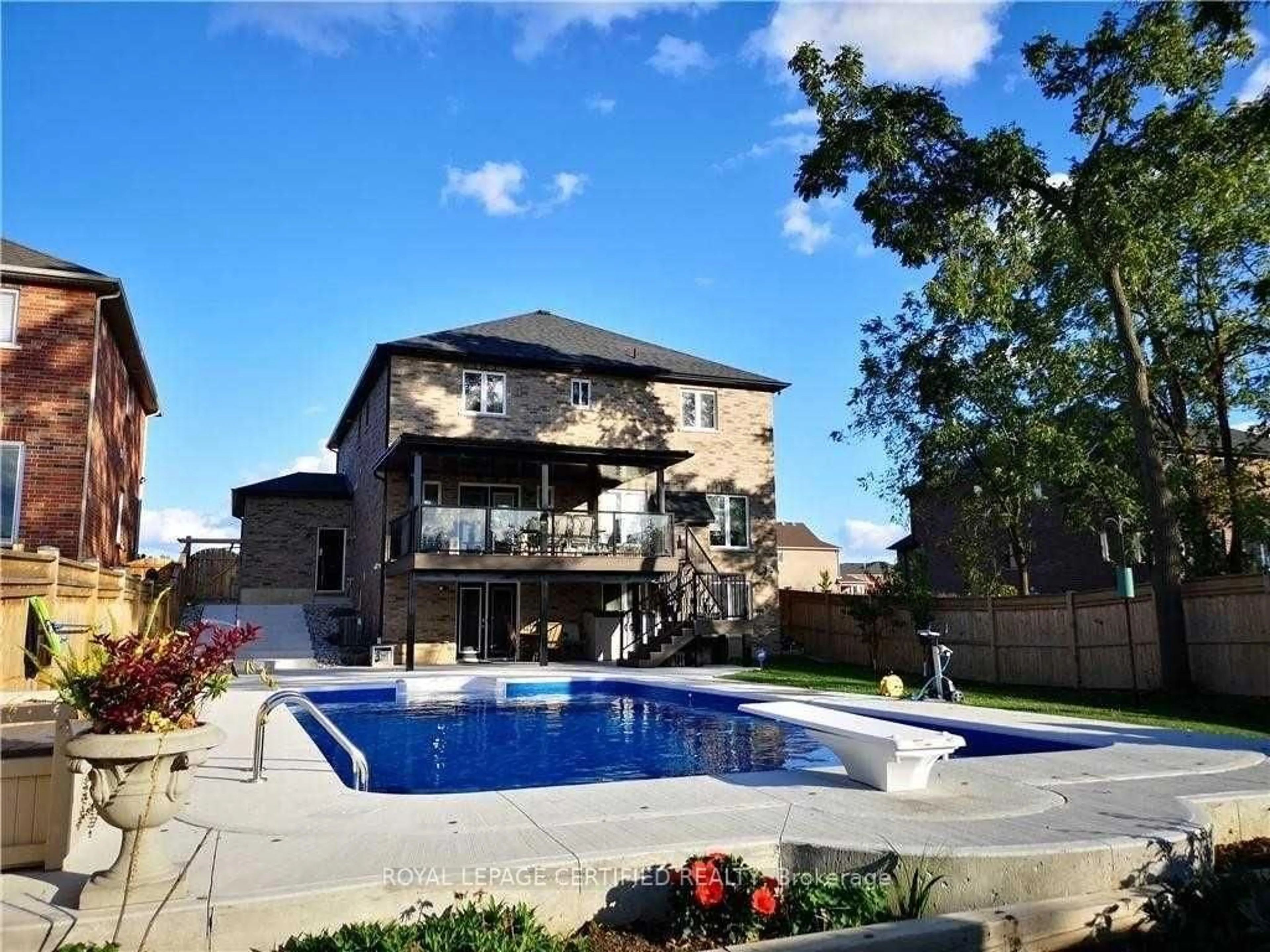Unknown for 130 Kingsview Dr, Hamilton Ontario L8J 3X5