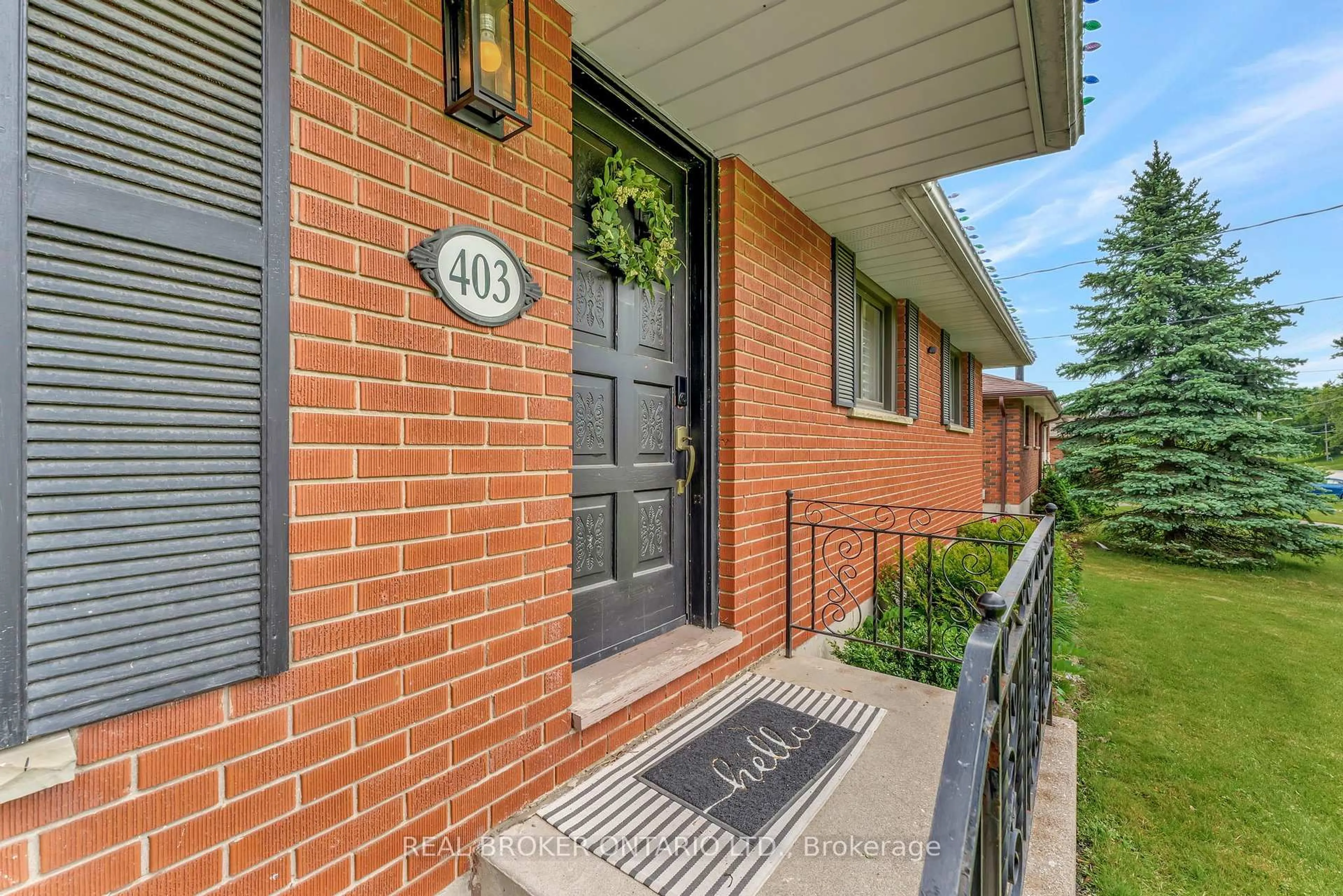 Home with brick exterior material, street for 403 Oakhill Dr, Brantford Ontario N3T 5L7