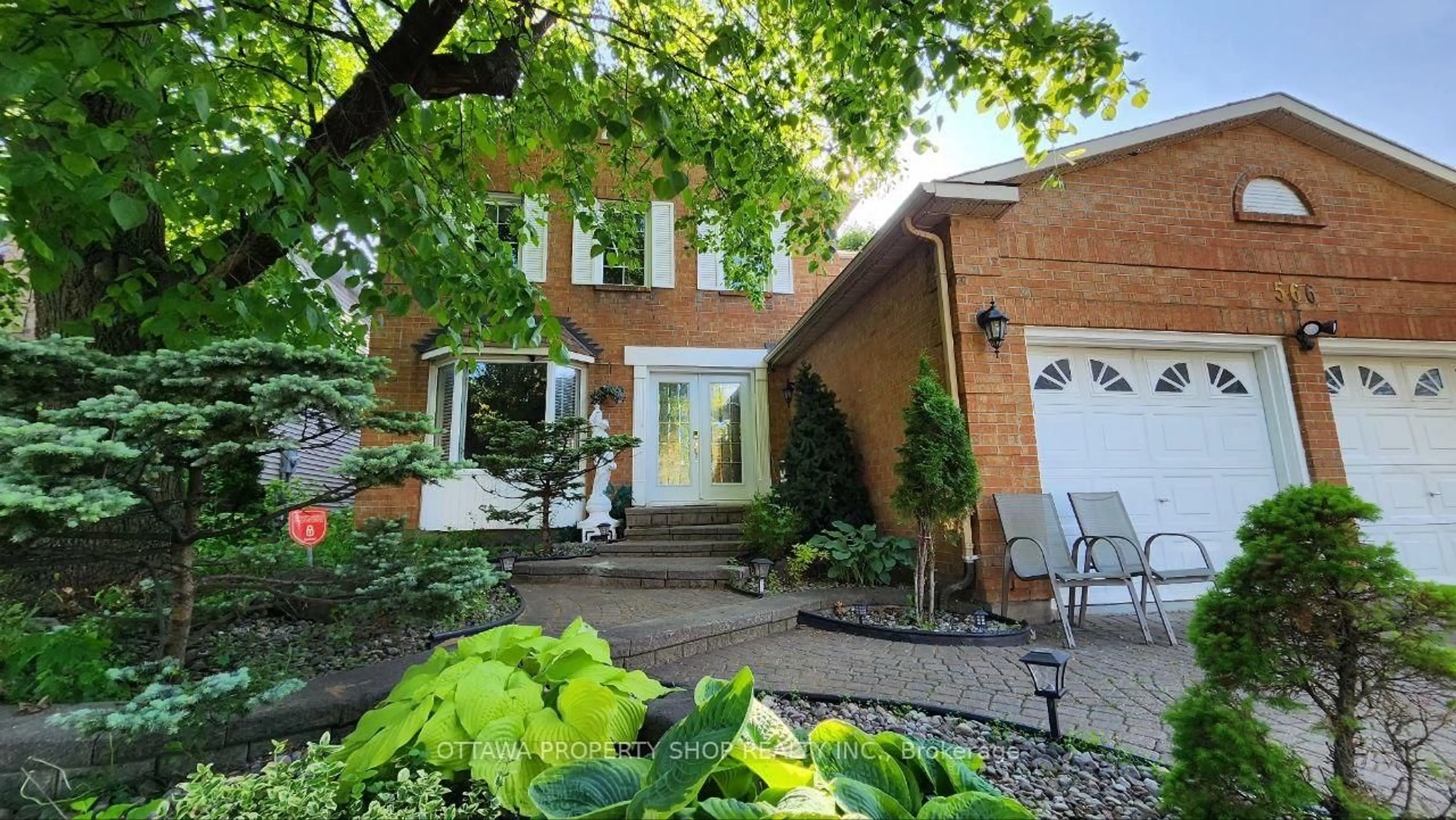 Unknown for 566 Falwyn Cres, Orleans Ontario K4A 2A4