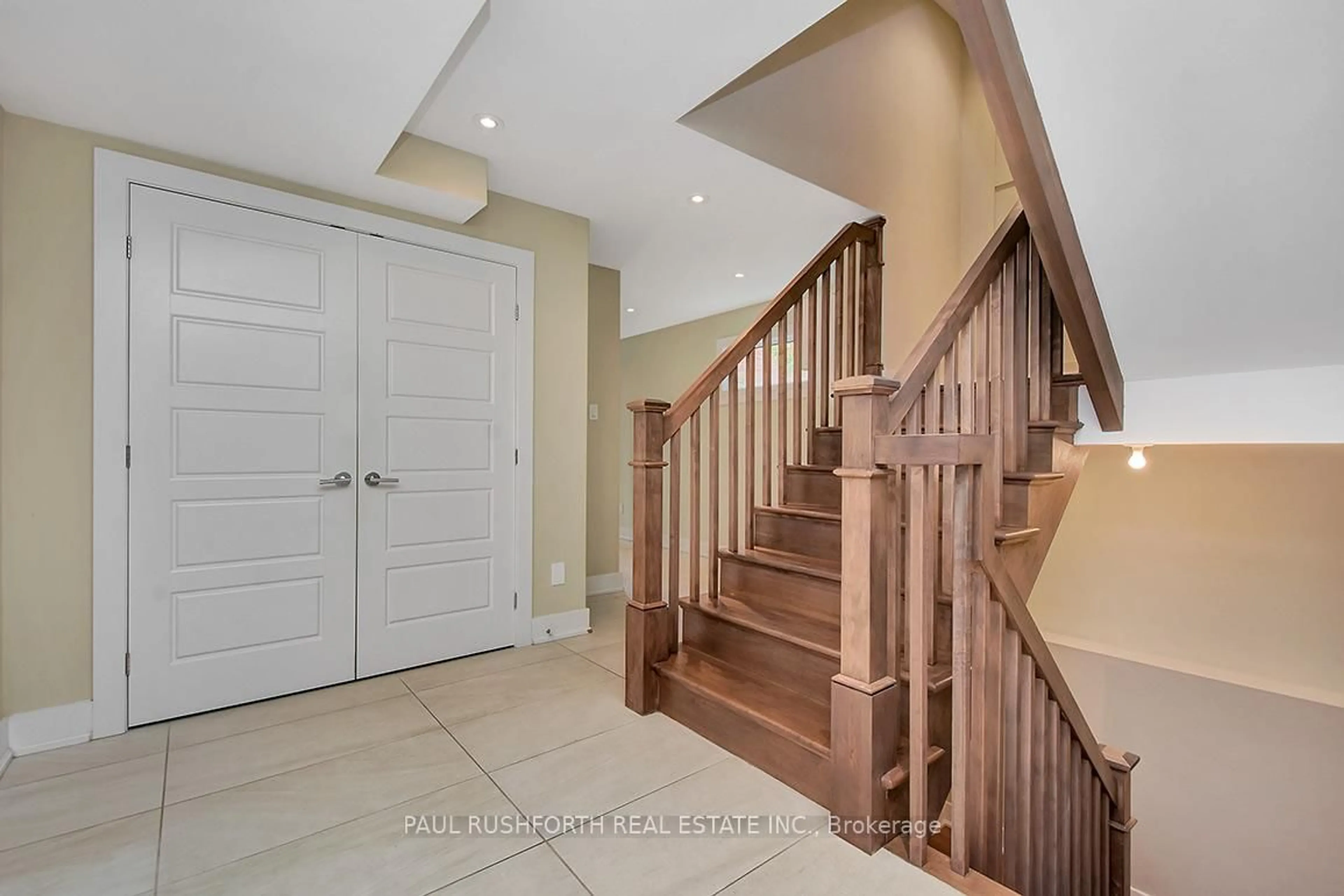 Unknown for 41 Commanda Way, Ottawa Ontario K1M 1G1