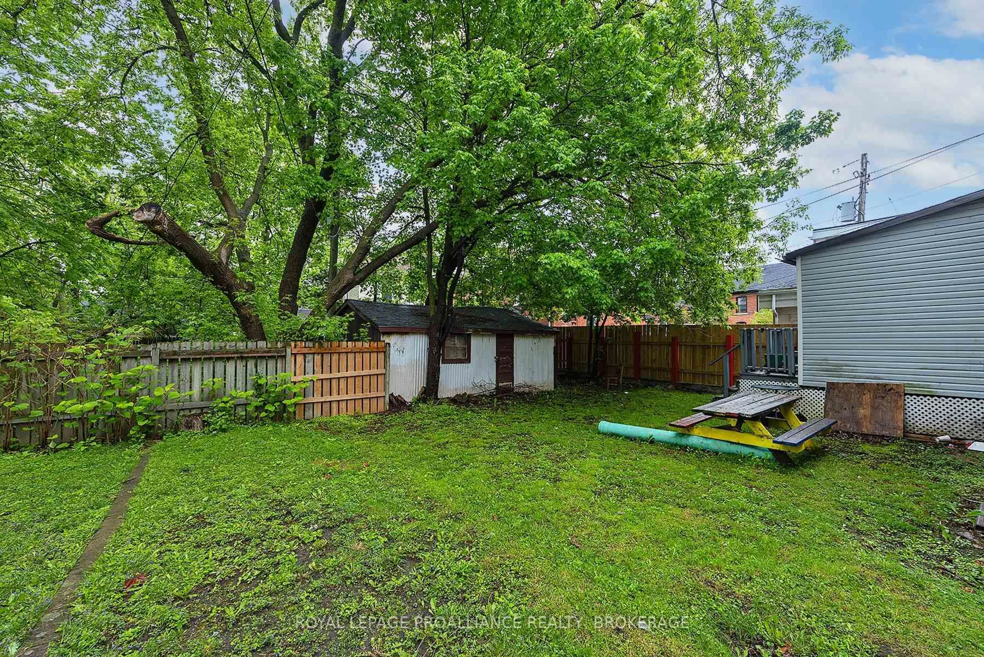 Unknown for 167 Alfred St, Kingston Ontario K7L 3R8