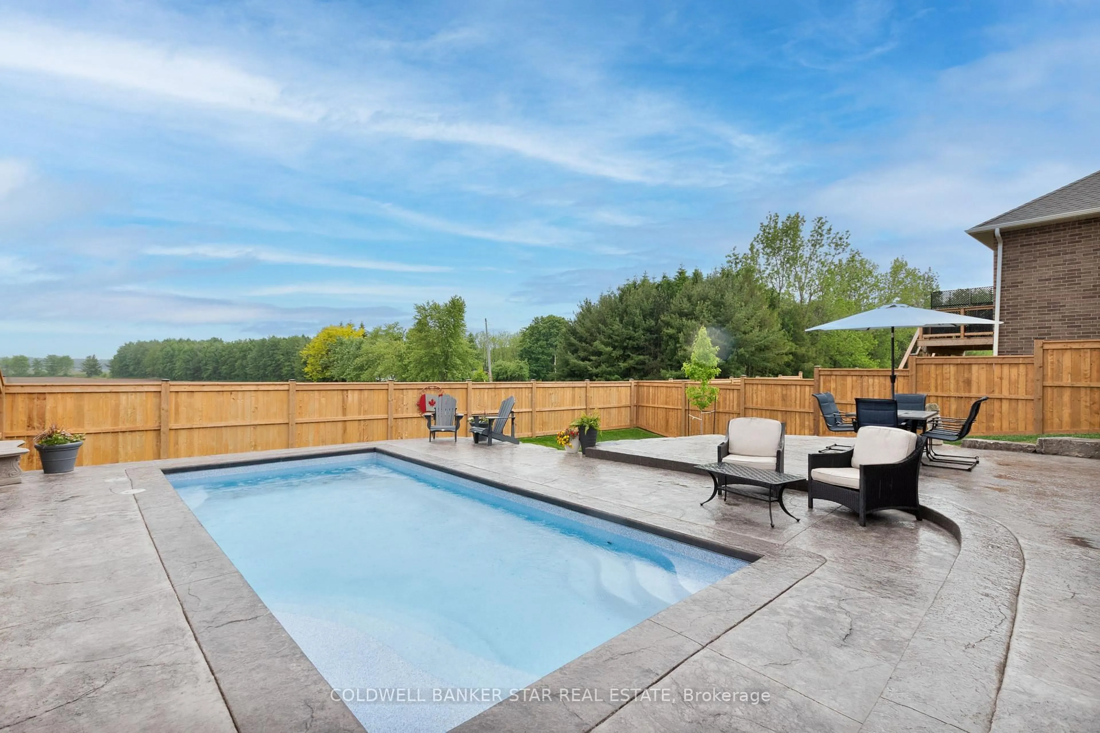 Pool for 136 Graydon Dr, South-West Oxford Ontario N0J 1N0