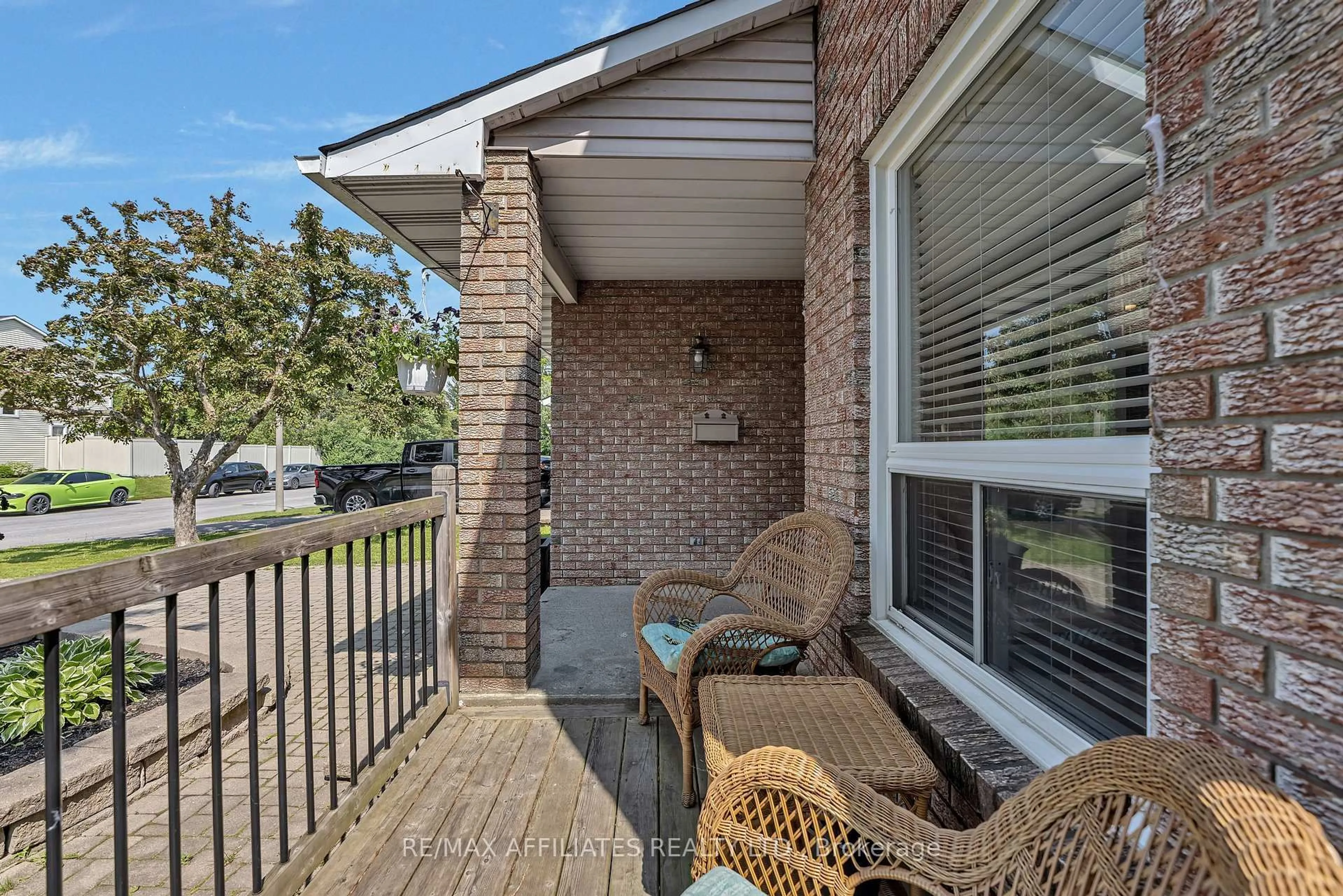 Patio, unknown for 1138 STE AGATHE Park, Ottawa Ontario K1C 2B5