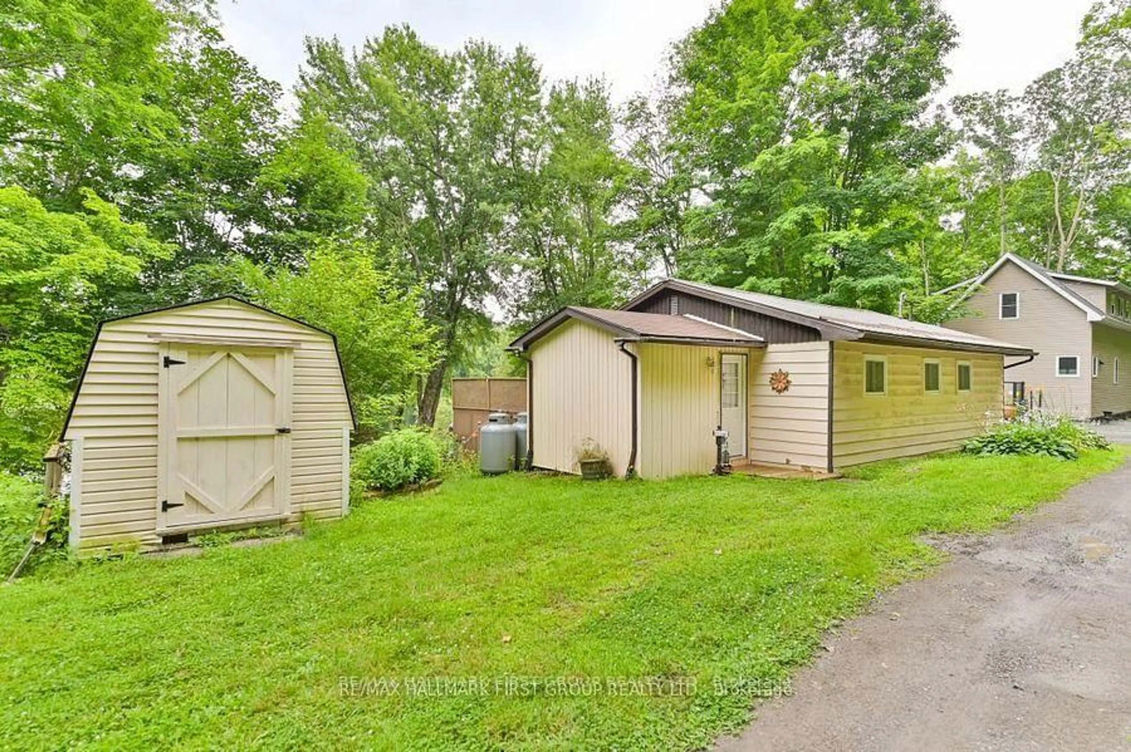 Shed for 198 Hagerman Lane, Belleville Ontario K0K 2Y0