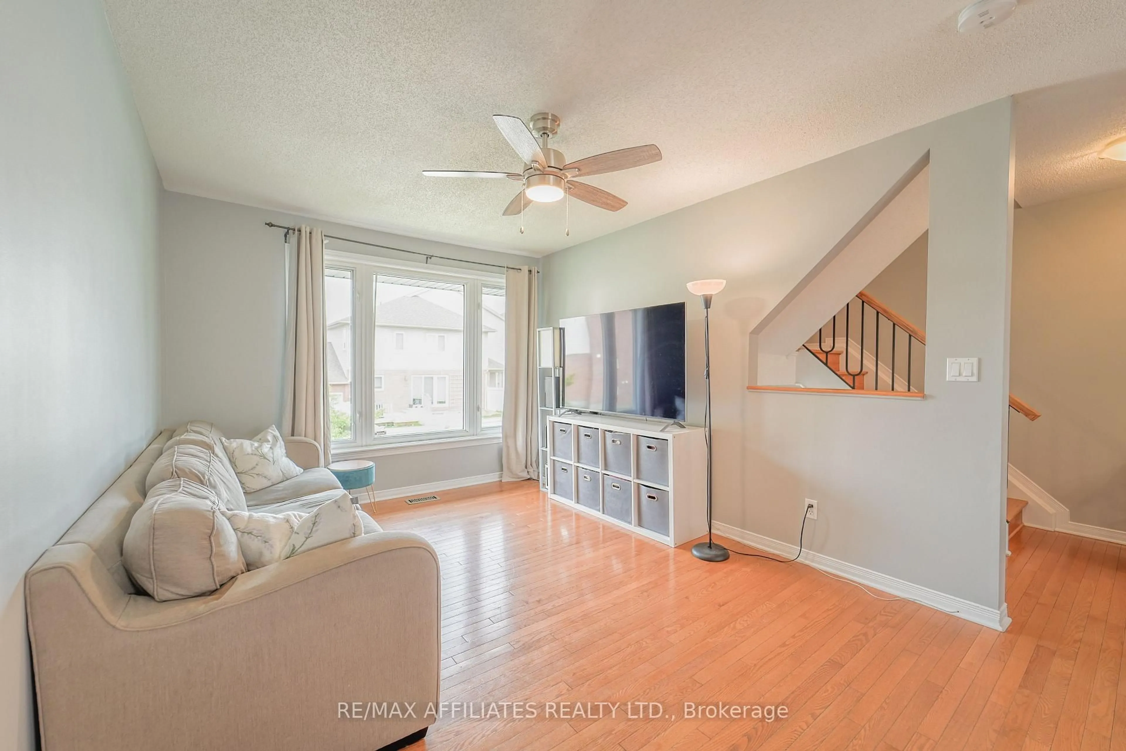 Living room with furniture, unknown for 243 Monterey Dr, Ottawa Ontario K2H 7B1