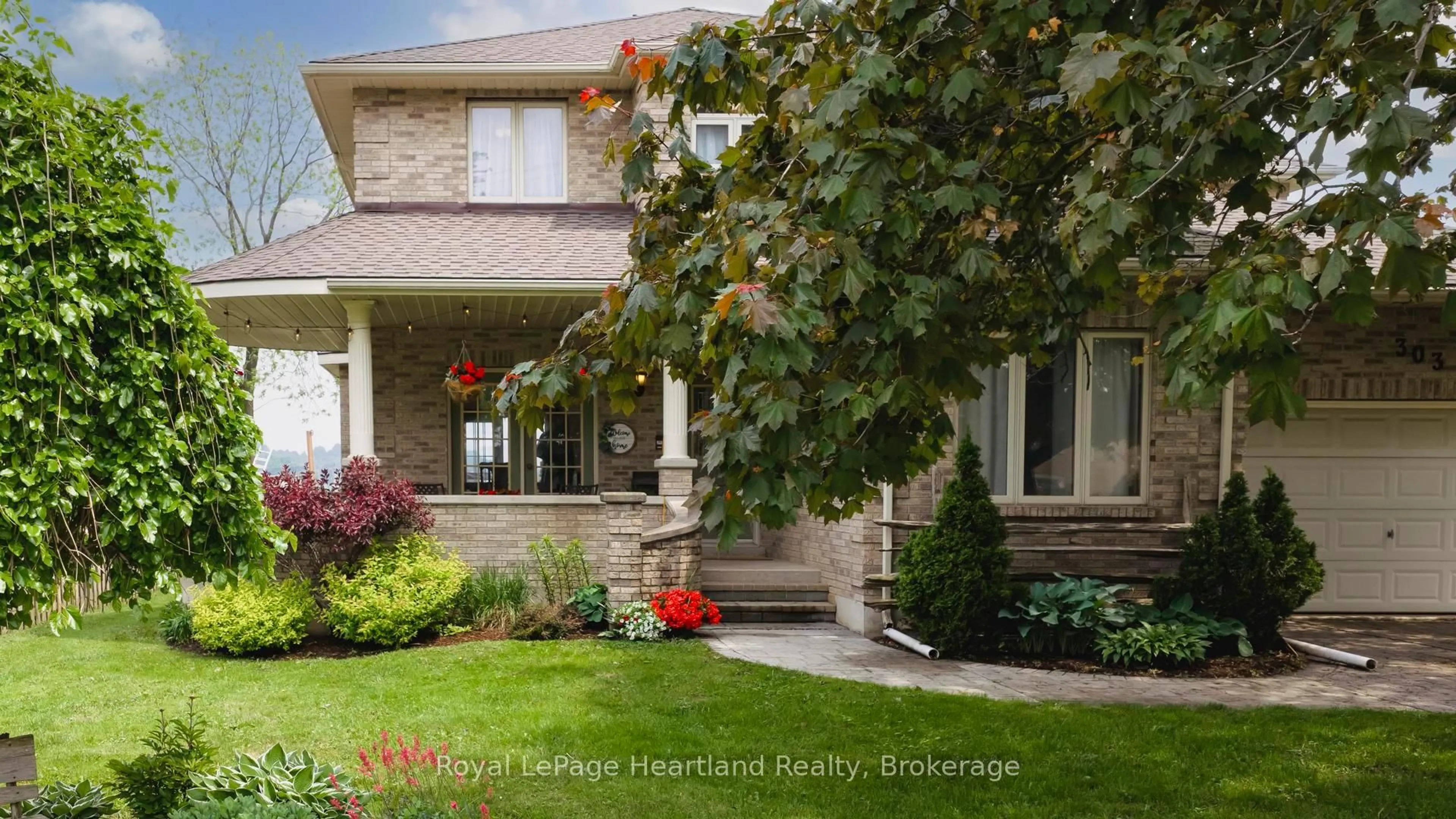 Unknown for 303 Albert St, Central Huron Ontario N0M 1L0