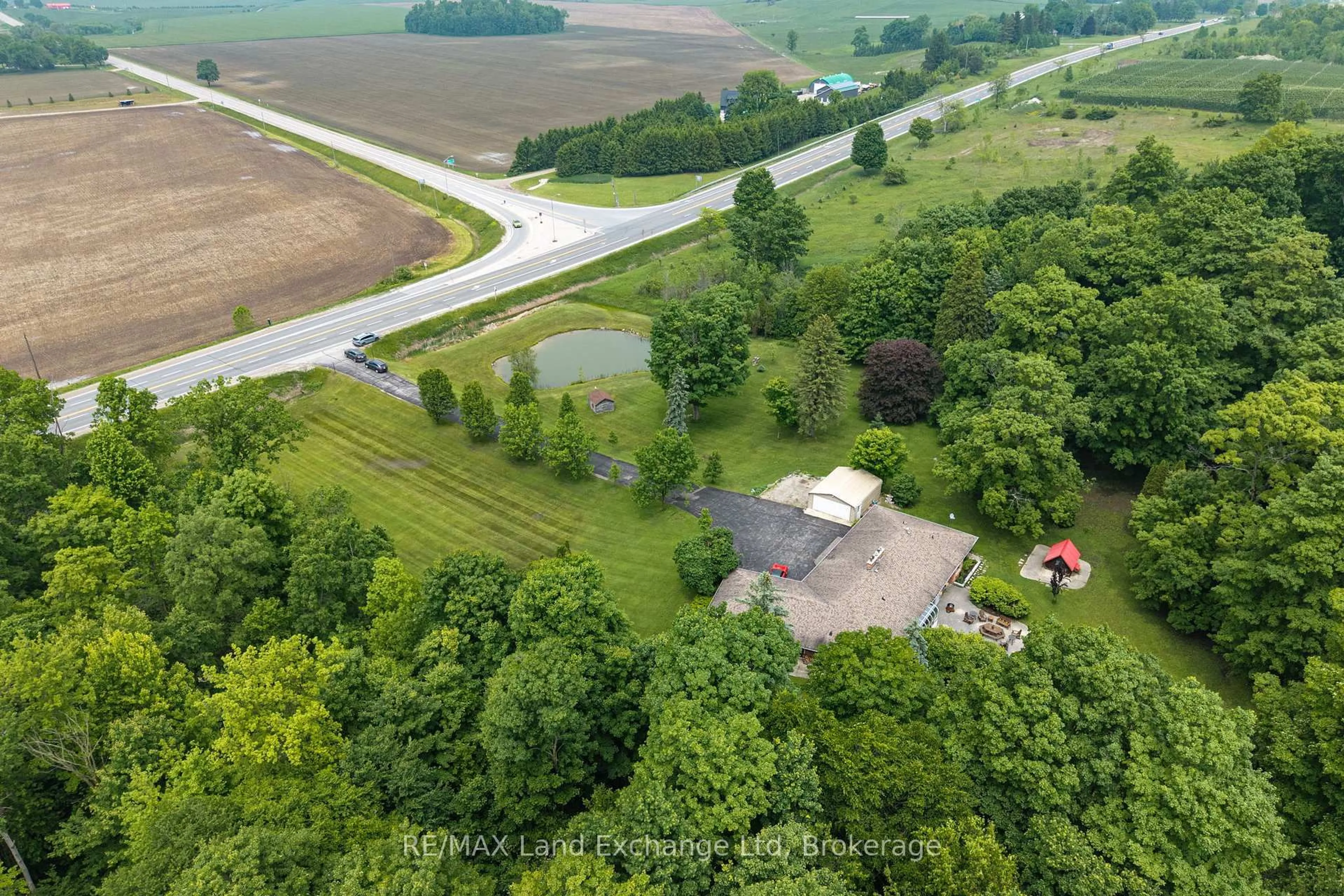 A pic from outside/outdoor area/front of a property/back of a property/a pic from drone, unknown for 14519 Elginfield Rd, Middlesex Centre Ontario N0M 2J0