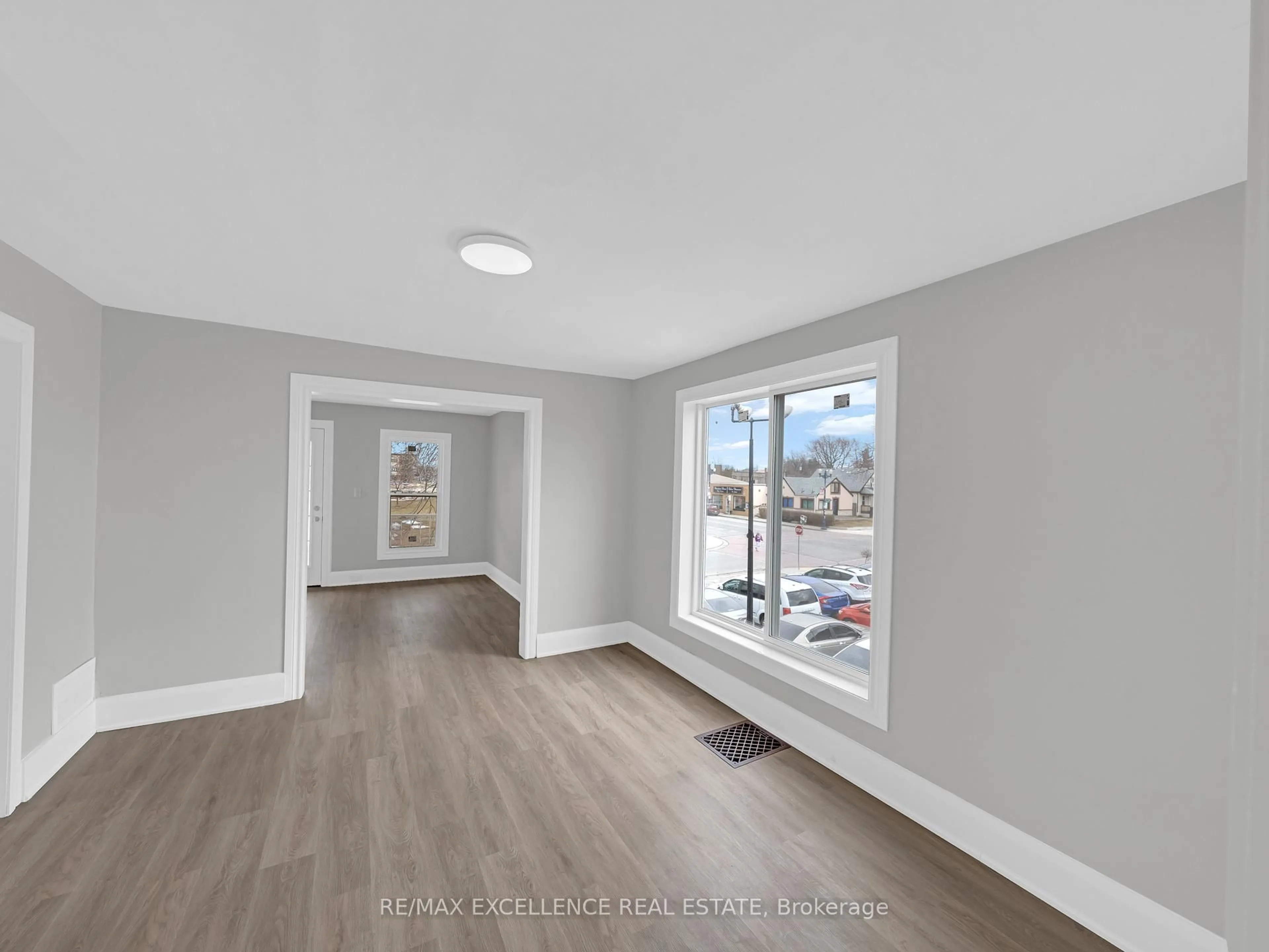 A pic of a room for 1289-91 Langlois Ave, Windsor Ontario N8X 4L6