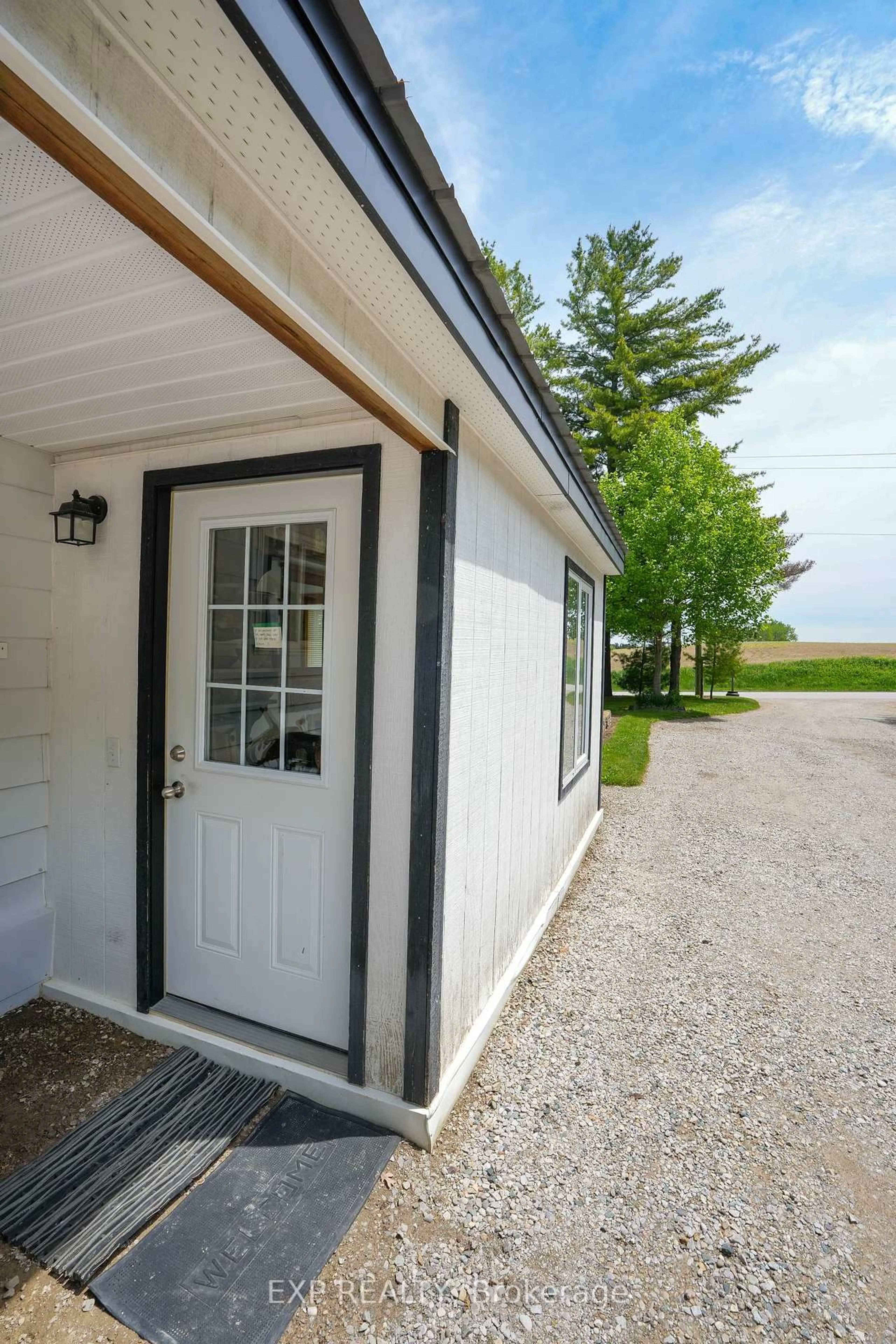 Unknown for 32207 Sylvan Rd, North Middlesex Ontario N0M 2K0