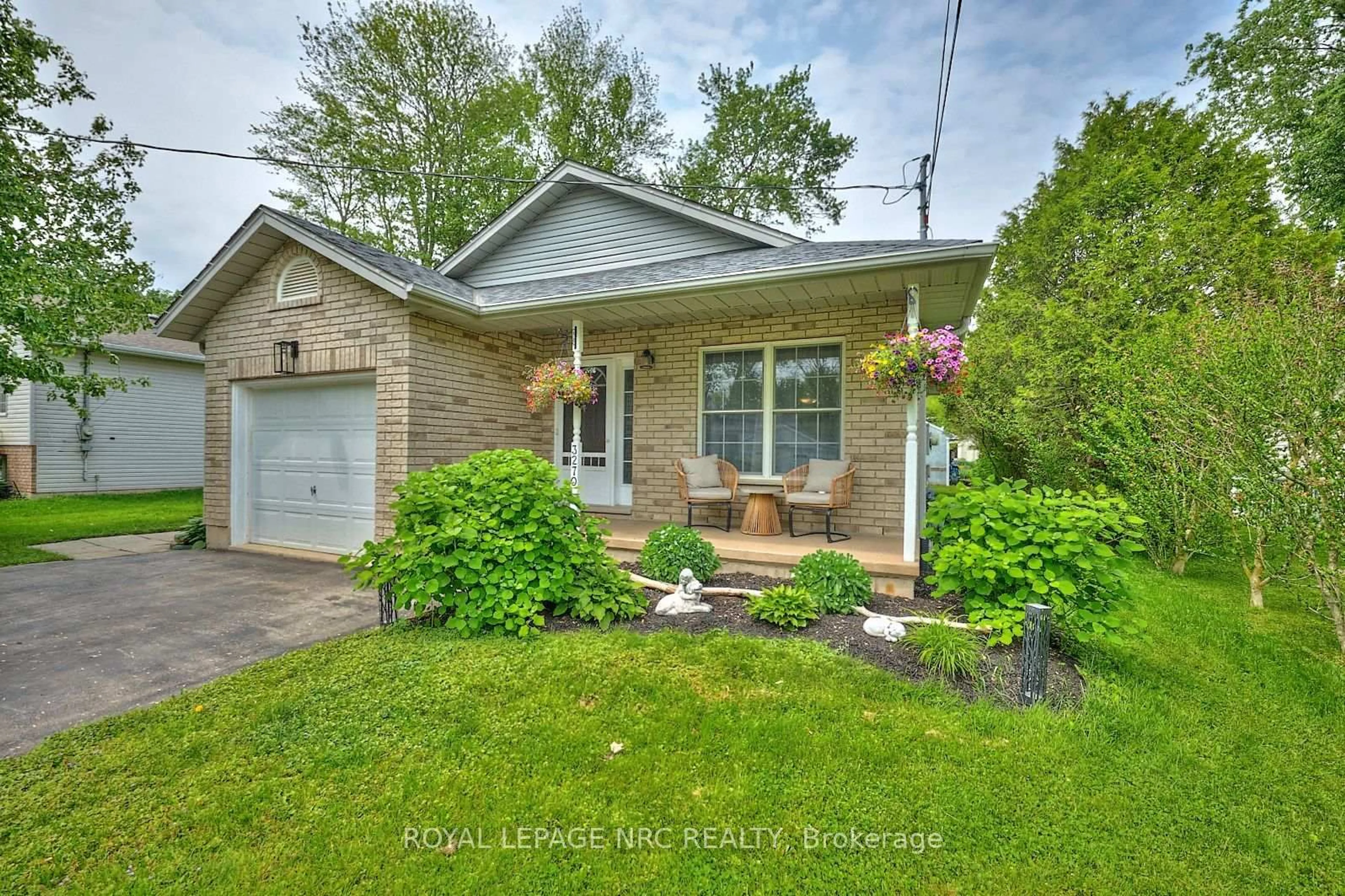 Home with brick exterior material, street for 3270 Poplar Ave, Fort Erie Ontario L0S 1N0