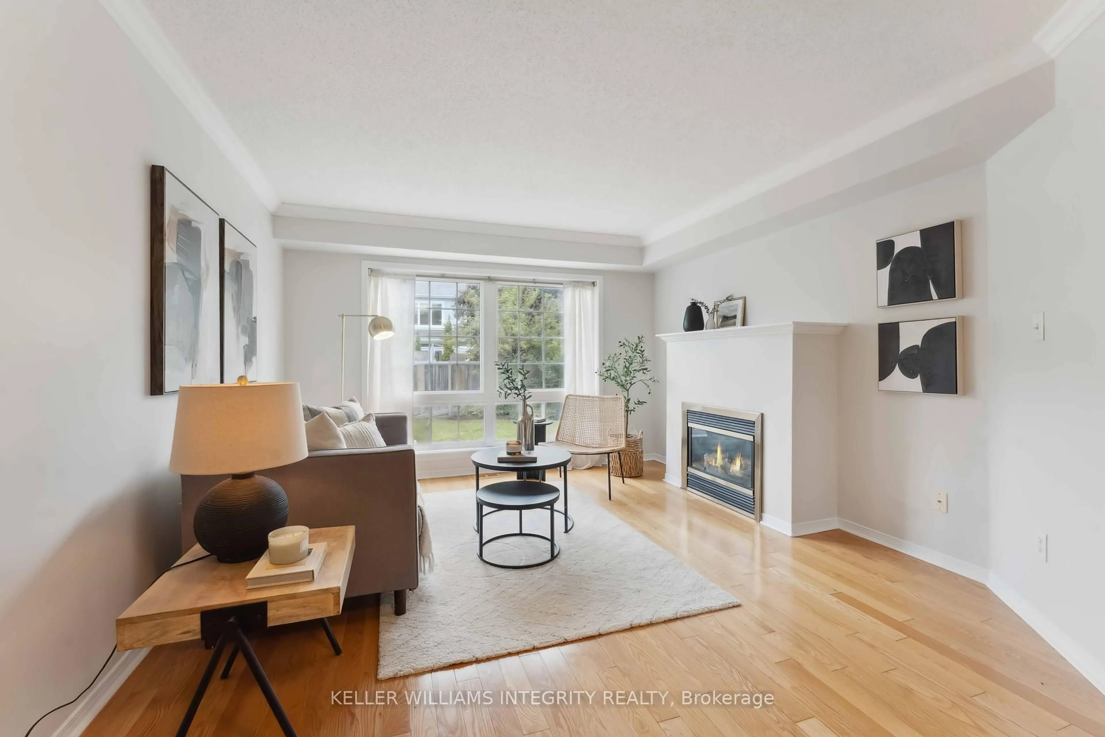 Living room with furniture, unknown for 141 Lockhaven Private, Ottawa Ontario K2J 5L6