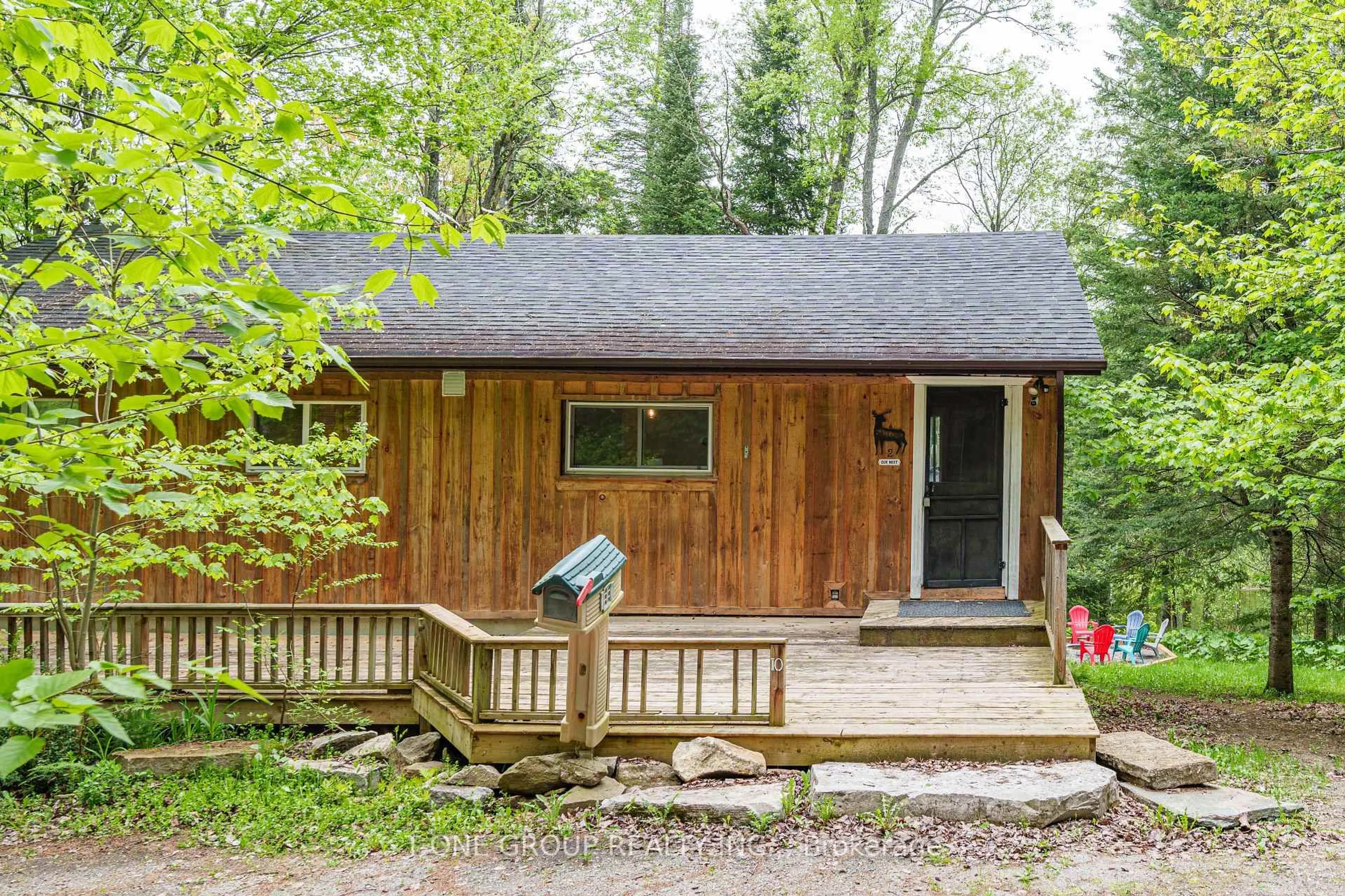 Shed for 10 Riverside Crt, Bancroft Ontario K0L 1C0