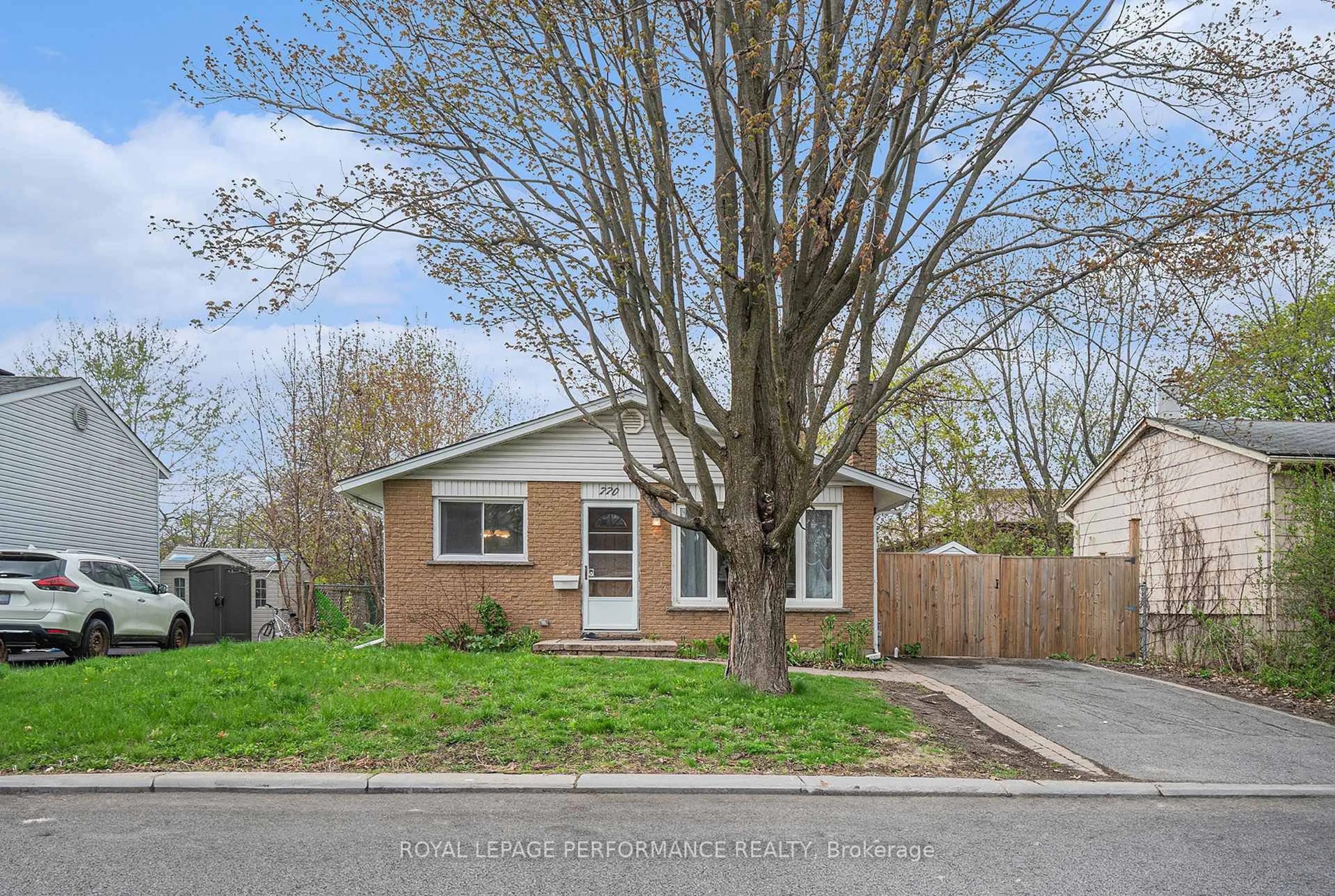 Home with brick exterior material, street for 770 Eastvale Dr, Ottawa Ontario K1J 6Z6