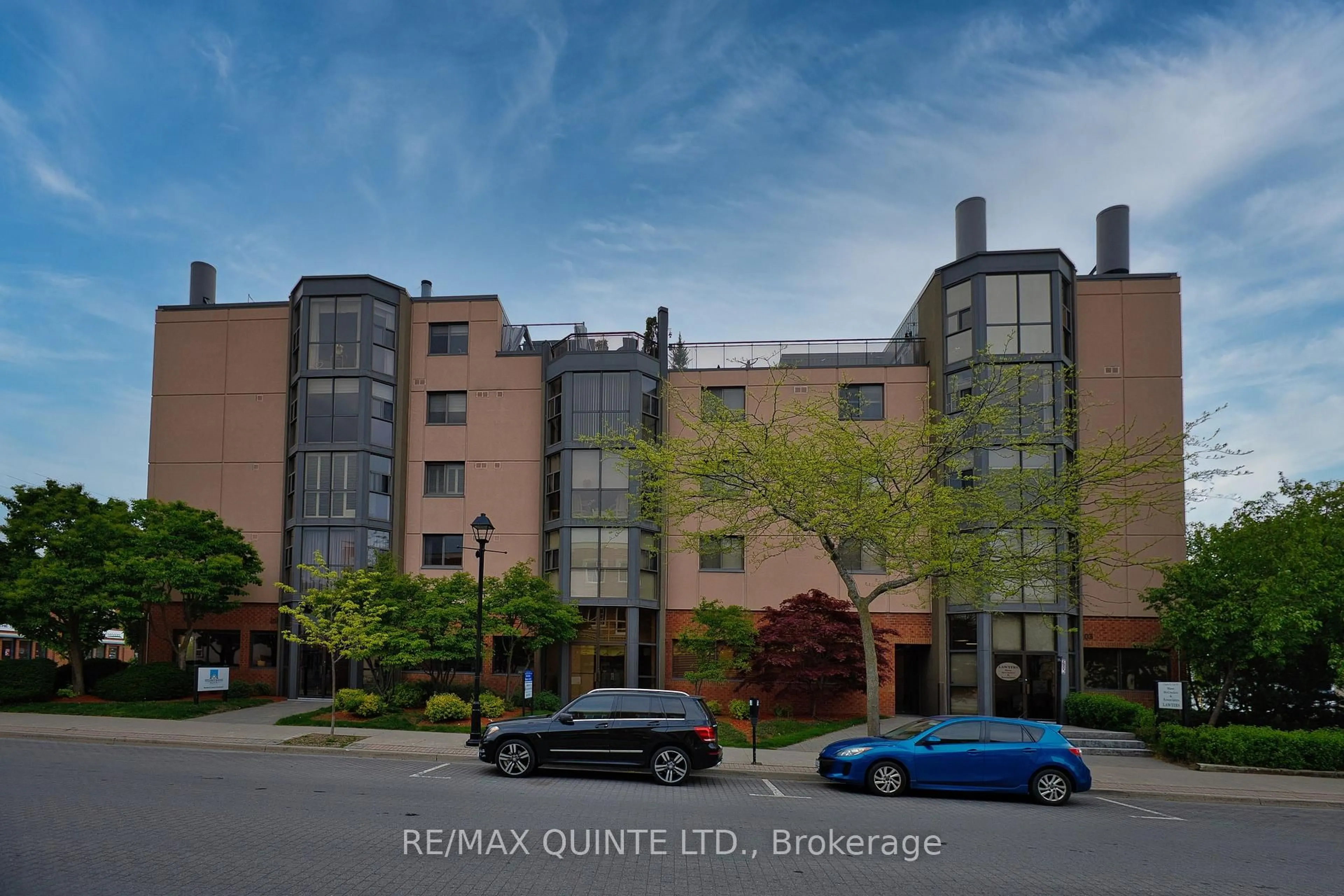 Unknown for 1 Queen St #401, Cobourg Ontario K9A 1M8