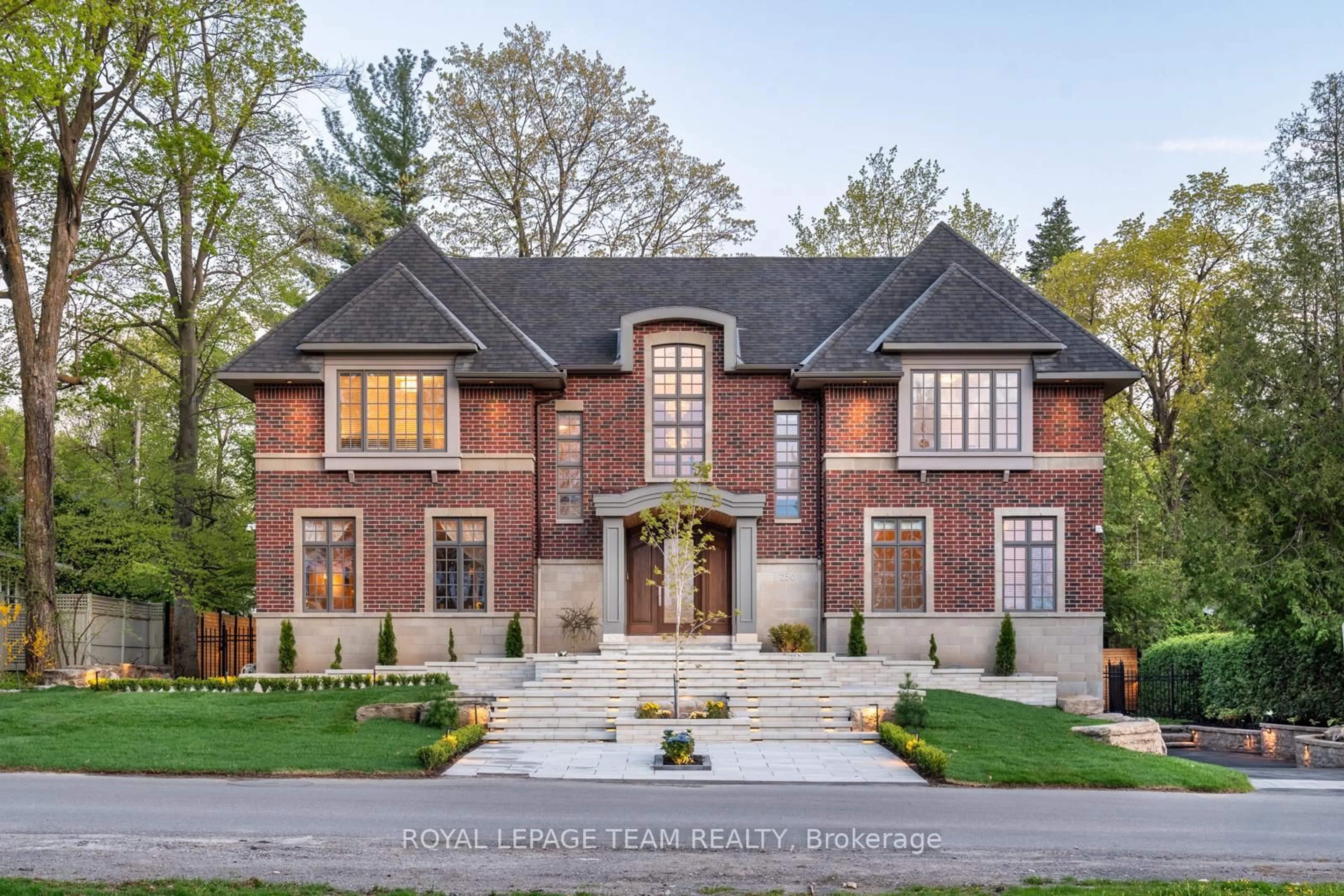 Home with brick exterior material, street for 250 Sandridge Rd, Ottawa Ontario K1L 5A2