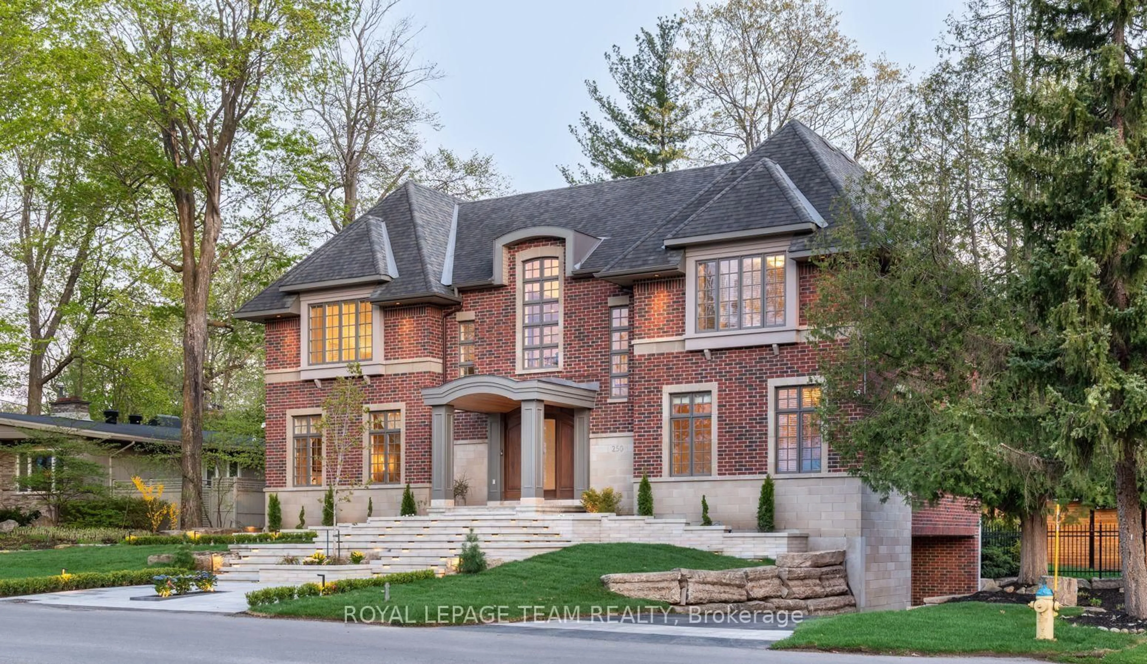 Home with brick exterior material, street for 250 Sandridge Rd, Ottawa Ontario K1L 5A2
