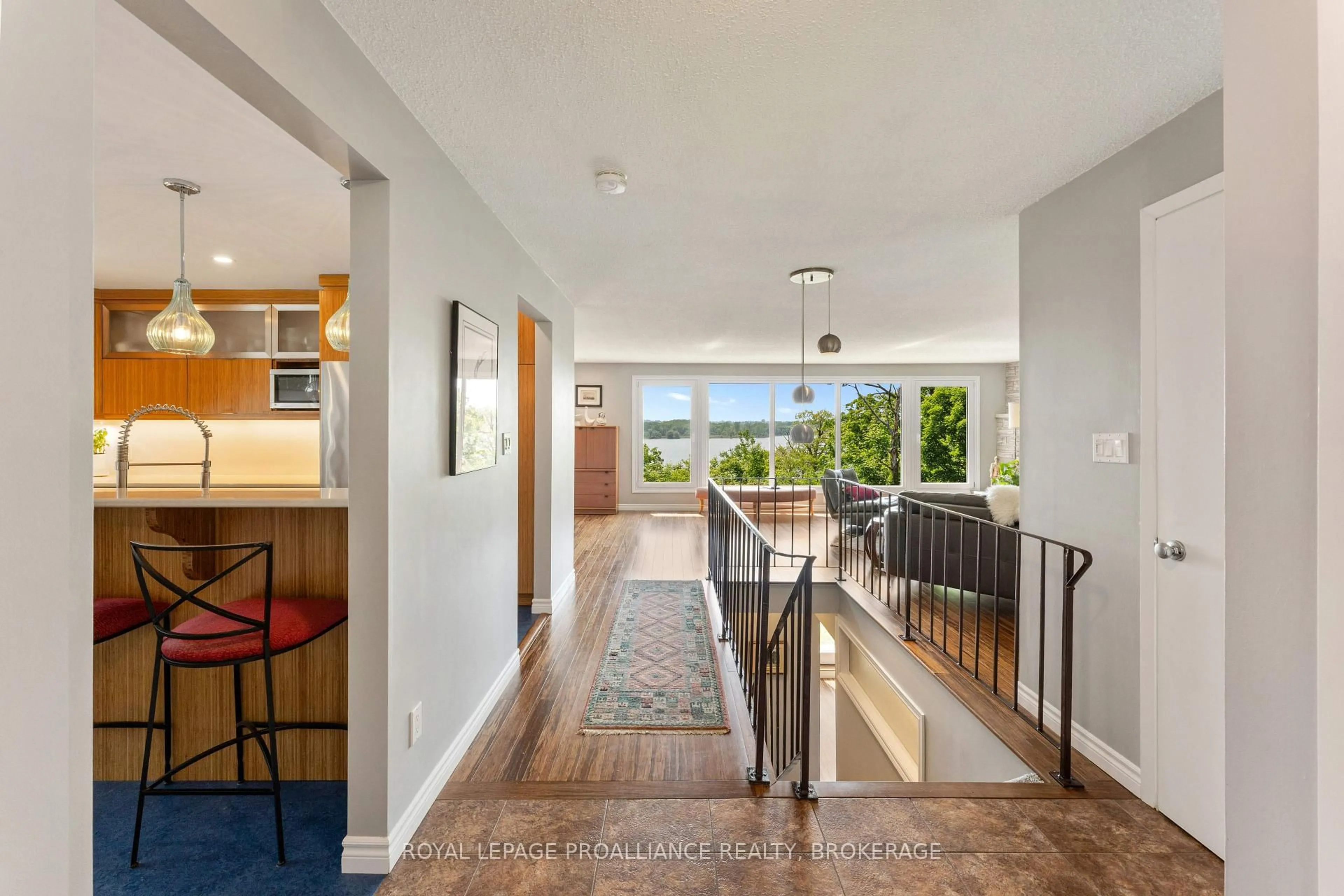 Indoor entryway for 80 Limeridge Dr, Kingston Ontario K7K 6L8