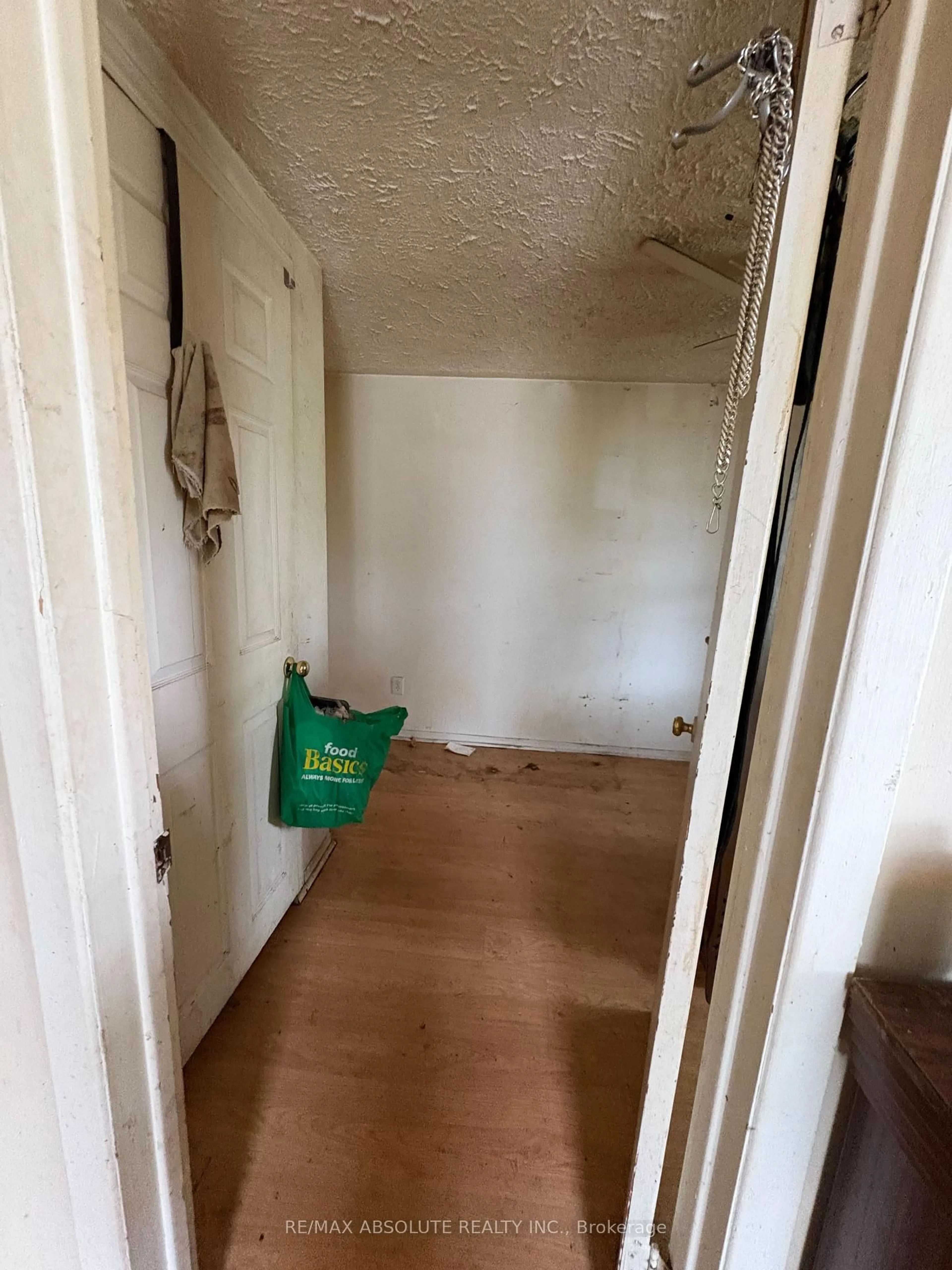 A pic of a room for 228-228A Guy St, Cornwall Ontario K6H 4T9