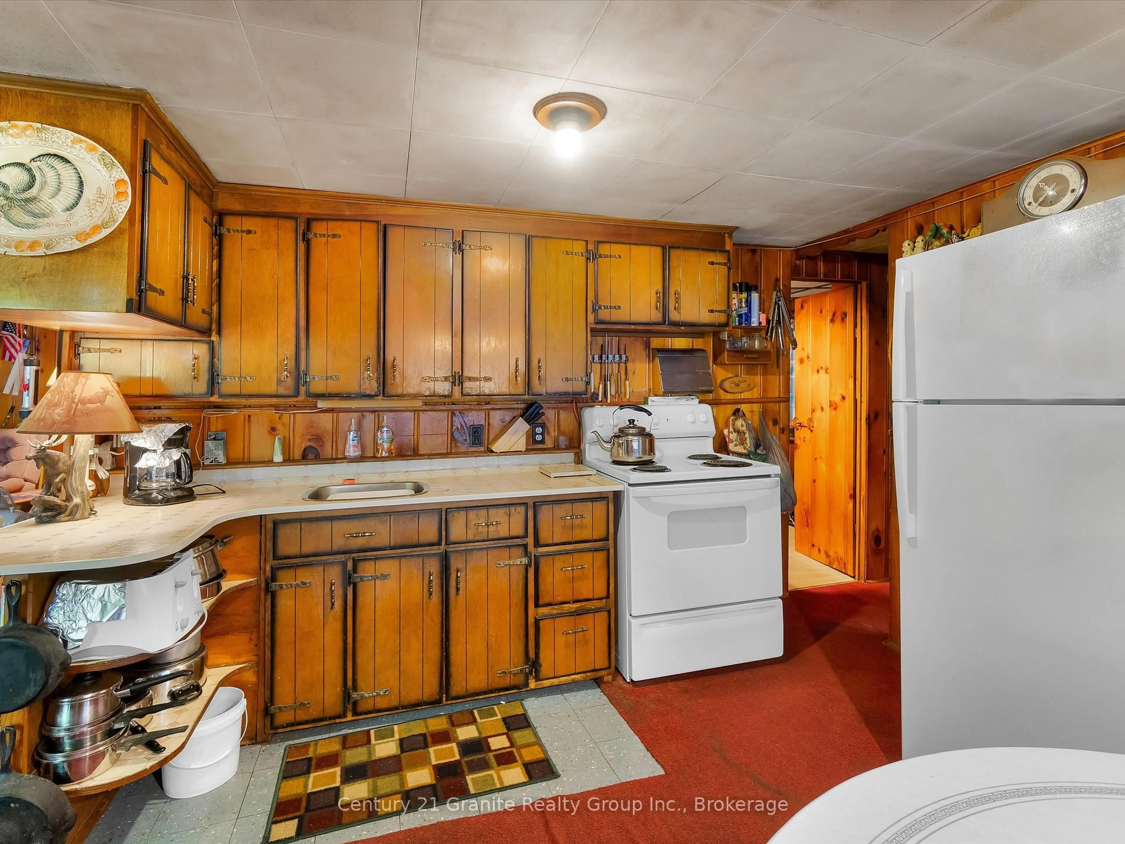 Standard kitchen, unknown for 1141 Kanawa Lane, Algonquin Highlands Ontario K0M 1S0