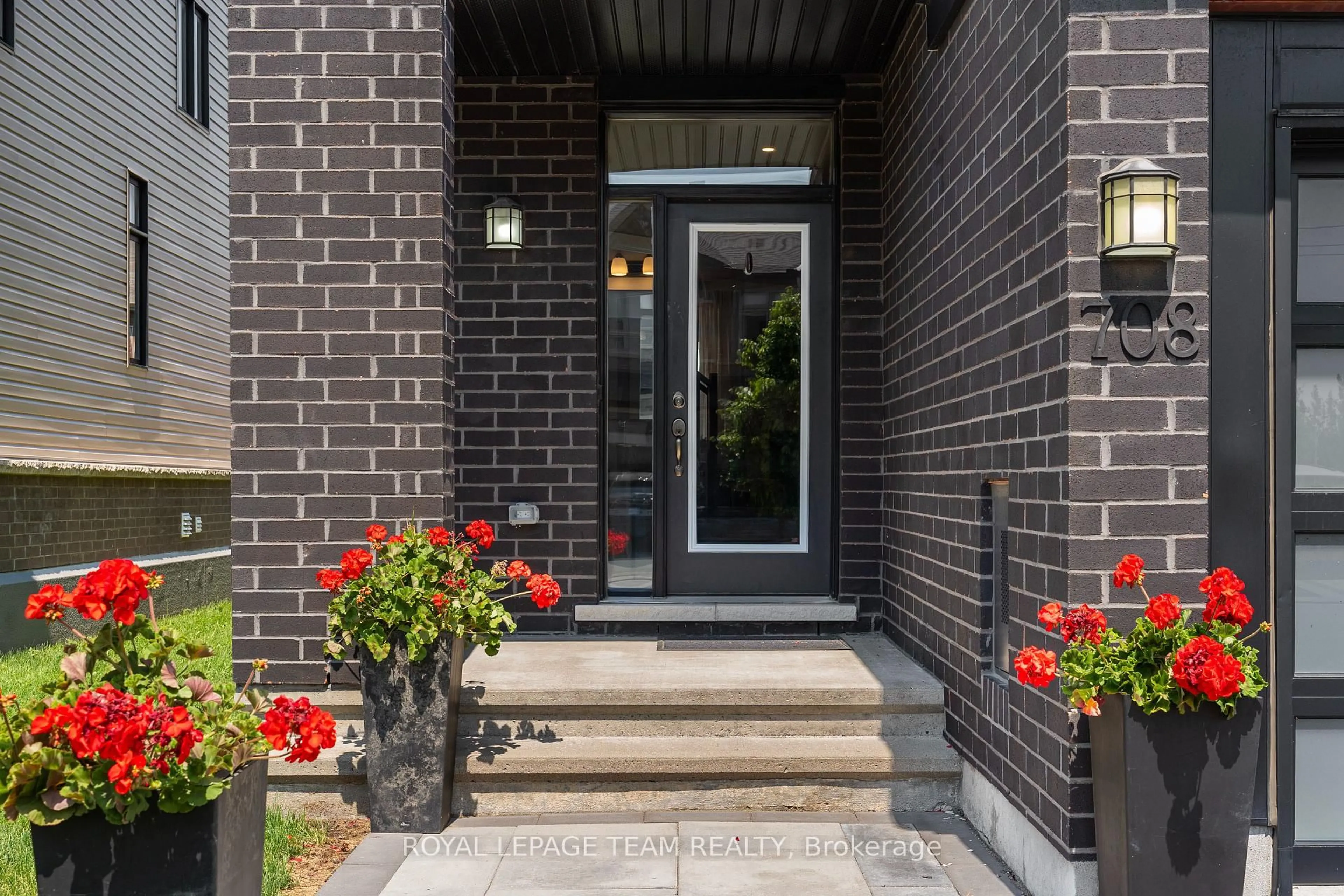 Home with brick exterior material, street for 708 TWIST Way, Ottawa Ontario K2V 0M8