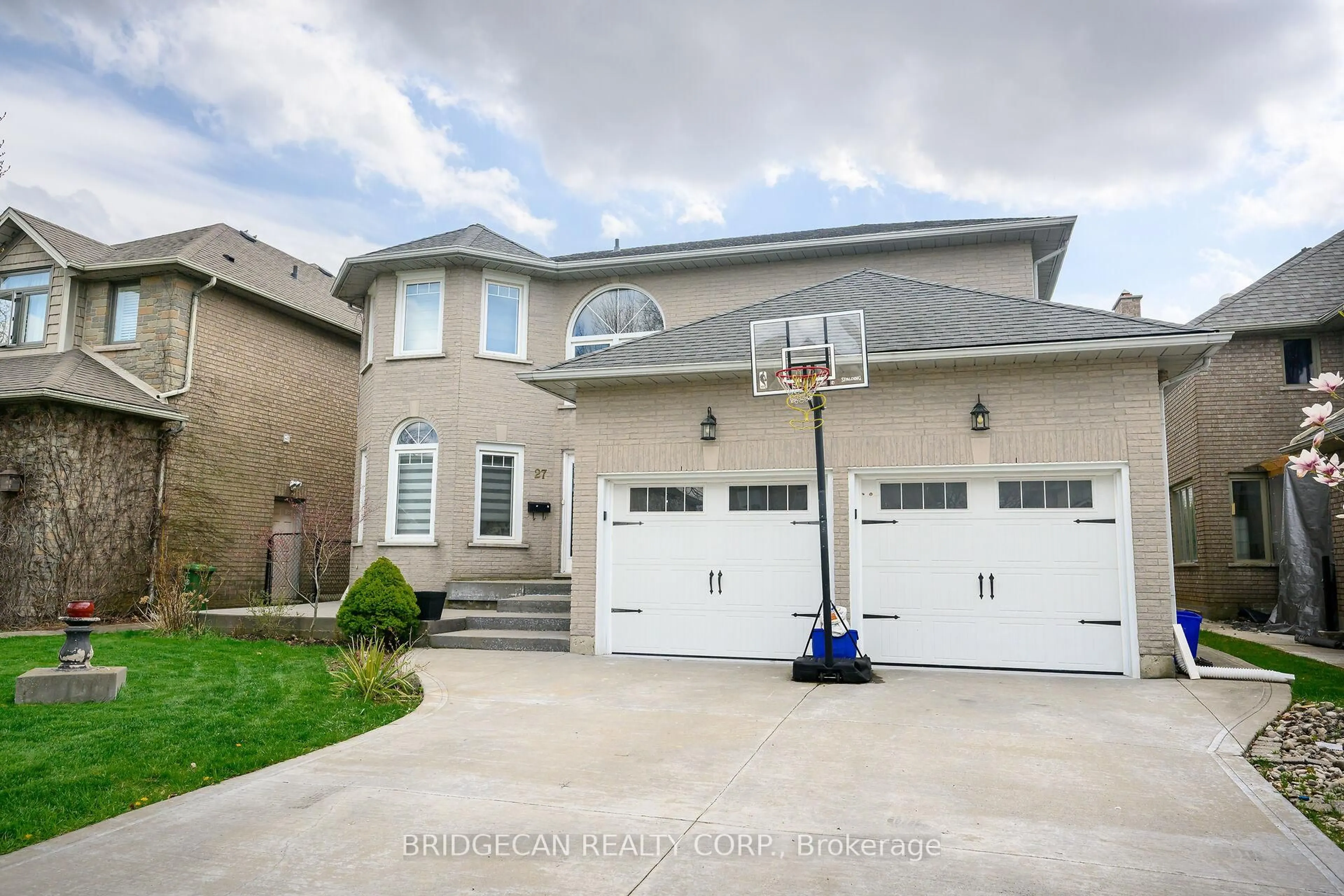 Unknown for 27 Promenade Dr, Hamilton Ontario L8J 2T3