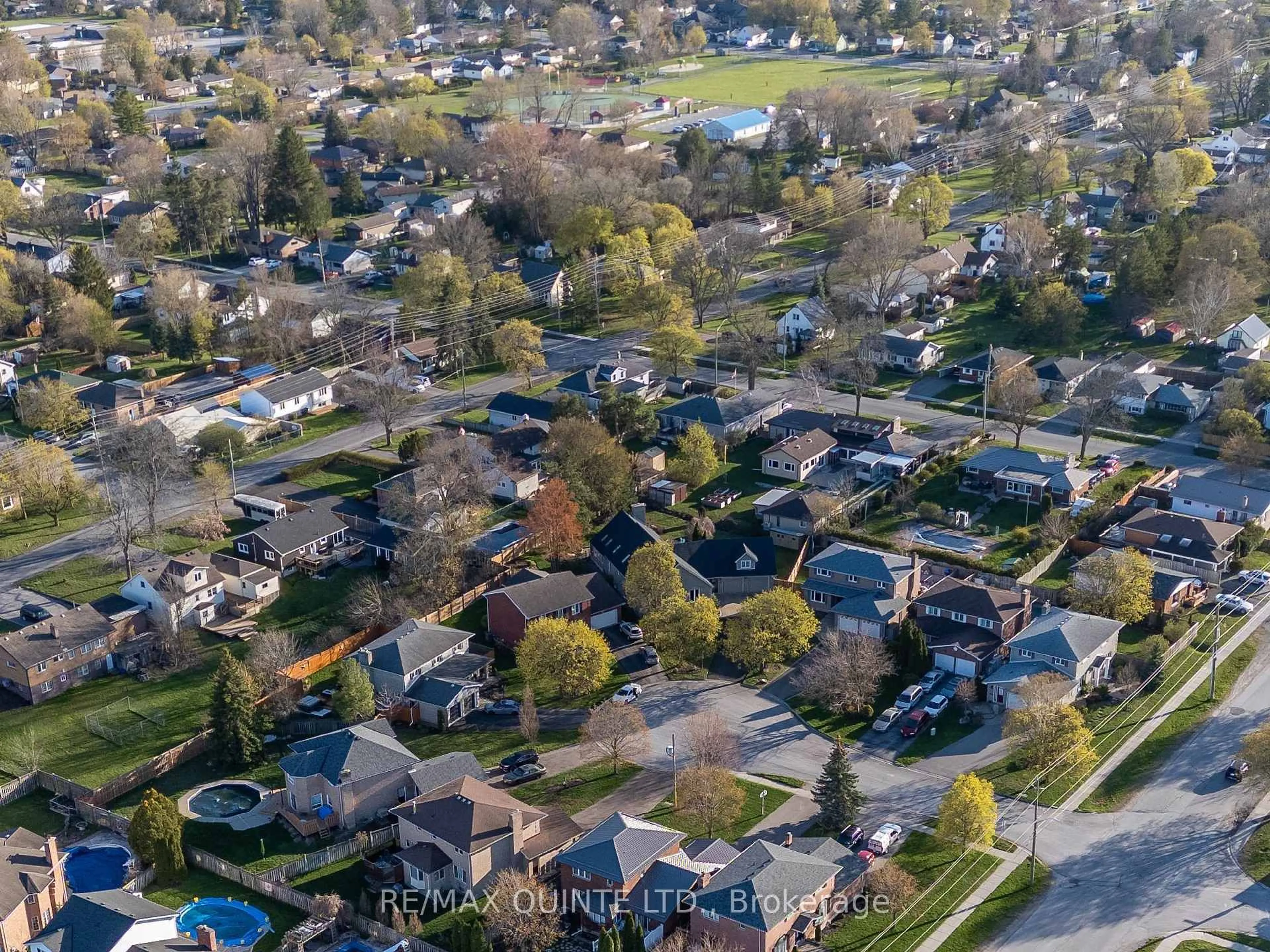 A pic from outside/outdoor area/front of a property/back of a property/a pic from drone, street for 14 Thompson Crt, Belleville Ontario K8P 5C3