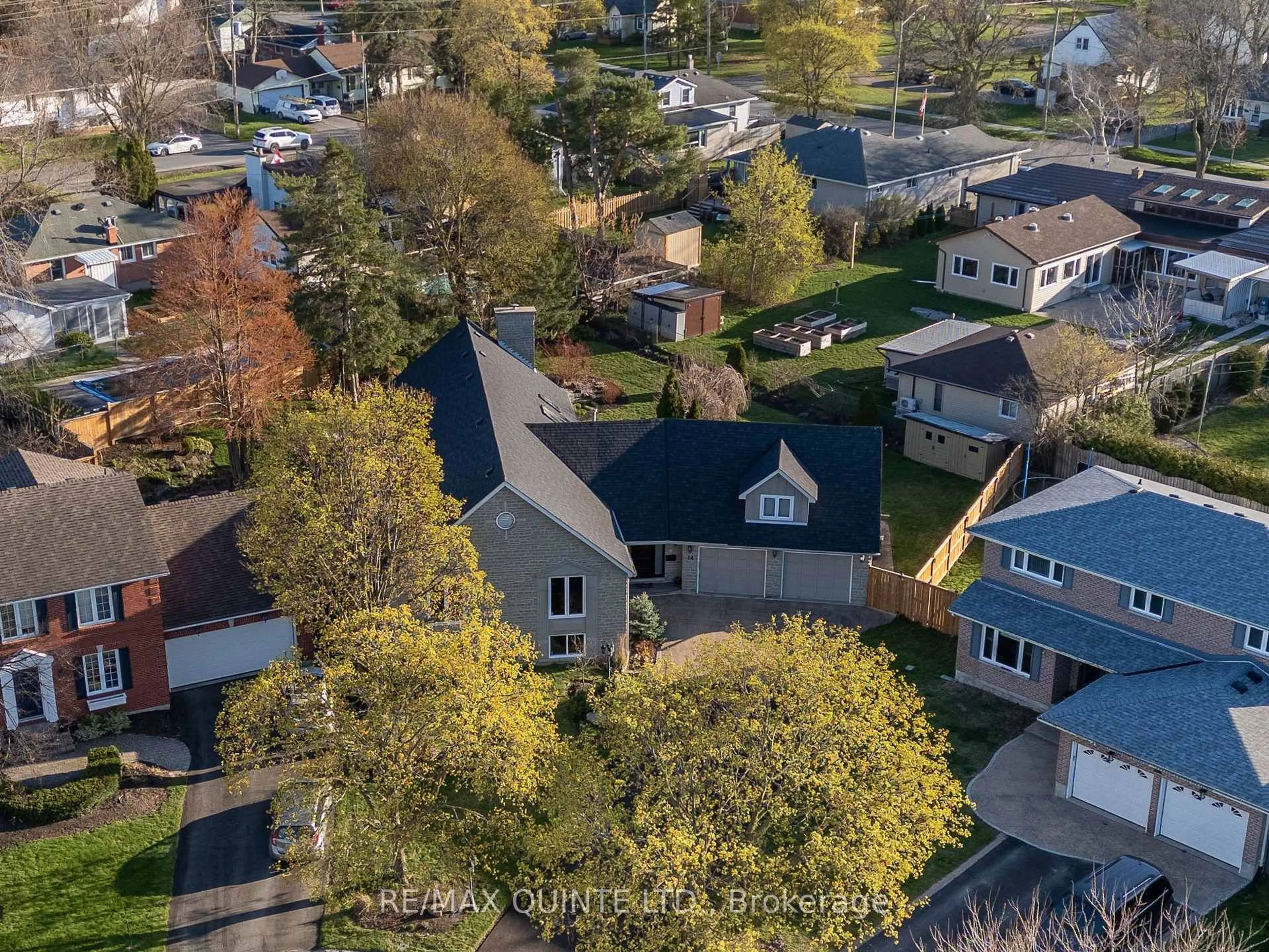 A pic from outside/outdoor area/front of a property/back of a property/a pic from drone, street for 14 Thompson Crt, Belleville Ontario K8P 5C3