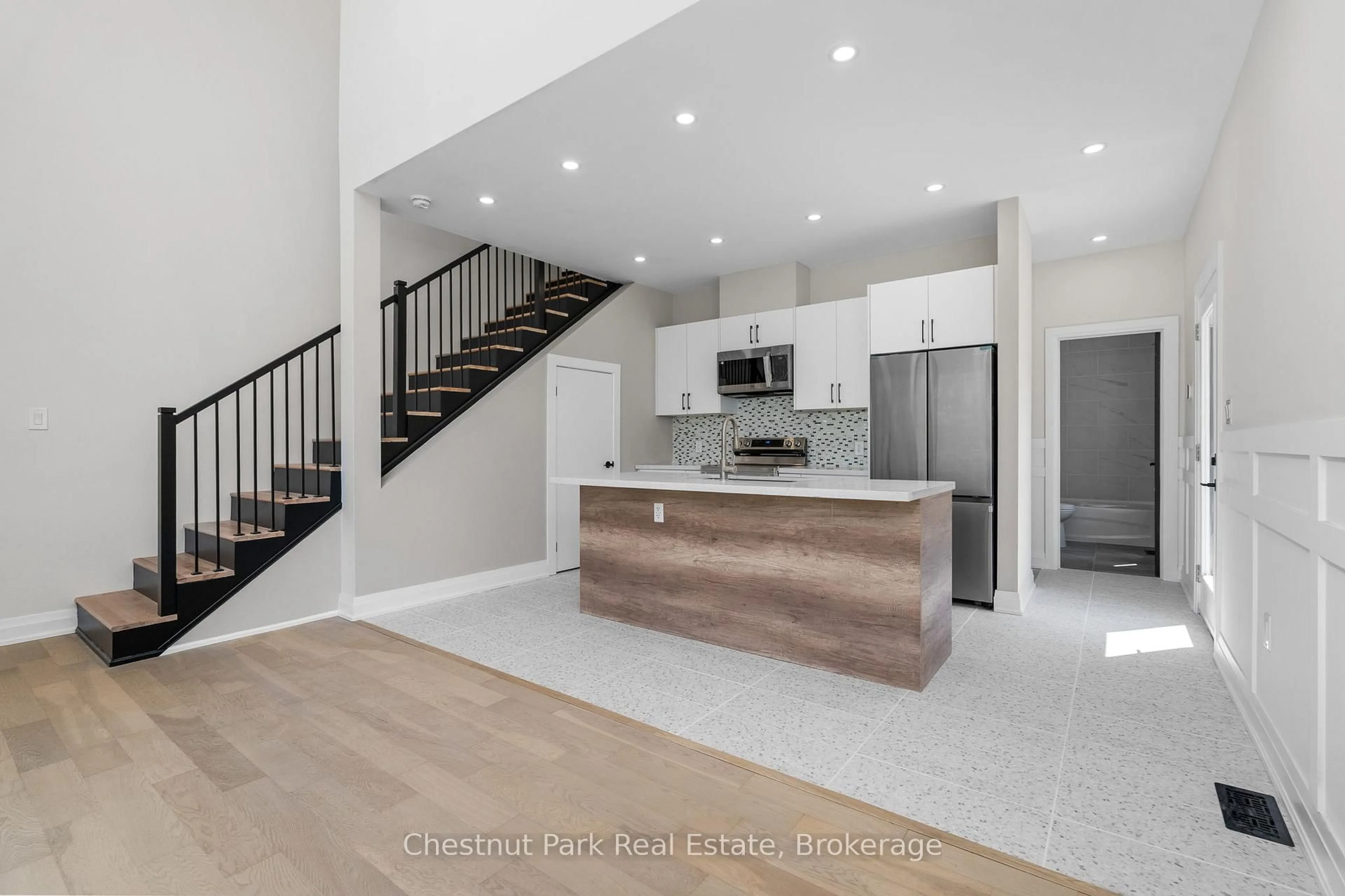 Open concept kitchen, unknown for 3980 MUSKOKA RD 169, Muskoka Lakes Ontario P0B 1J0
