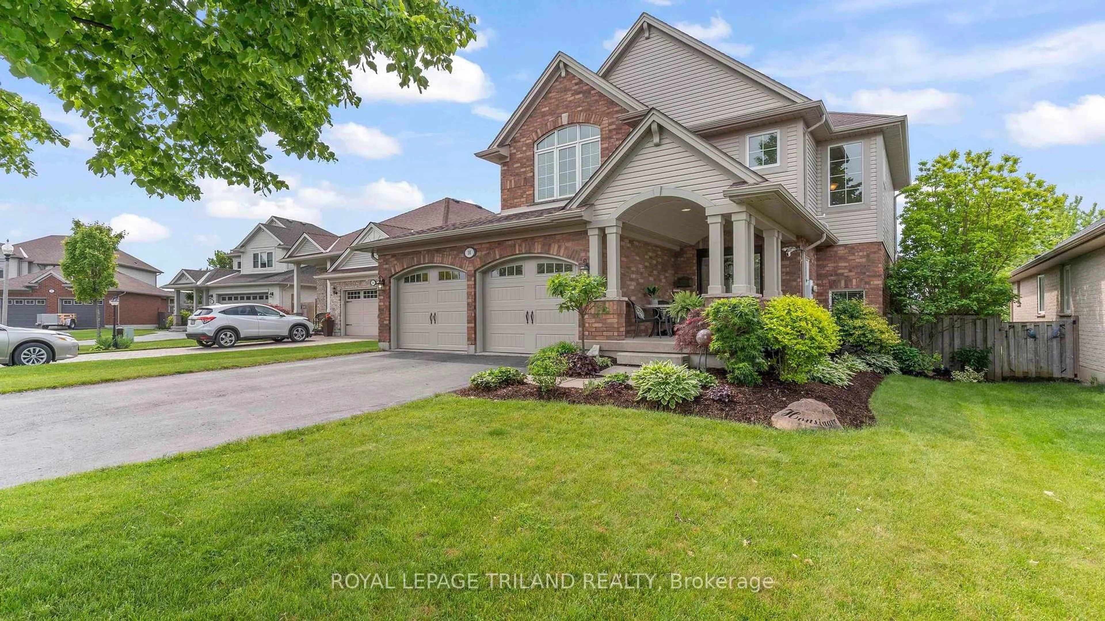 Home with brick exterior material, street for 16 Kensington Crt, St. Thomas Ontario N5R 0A3