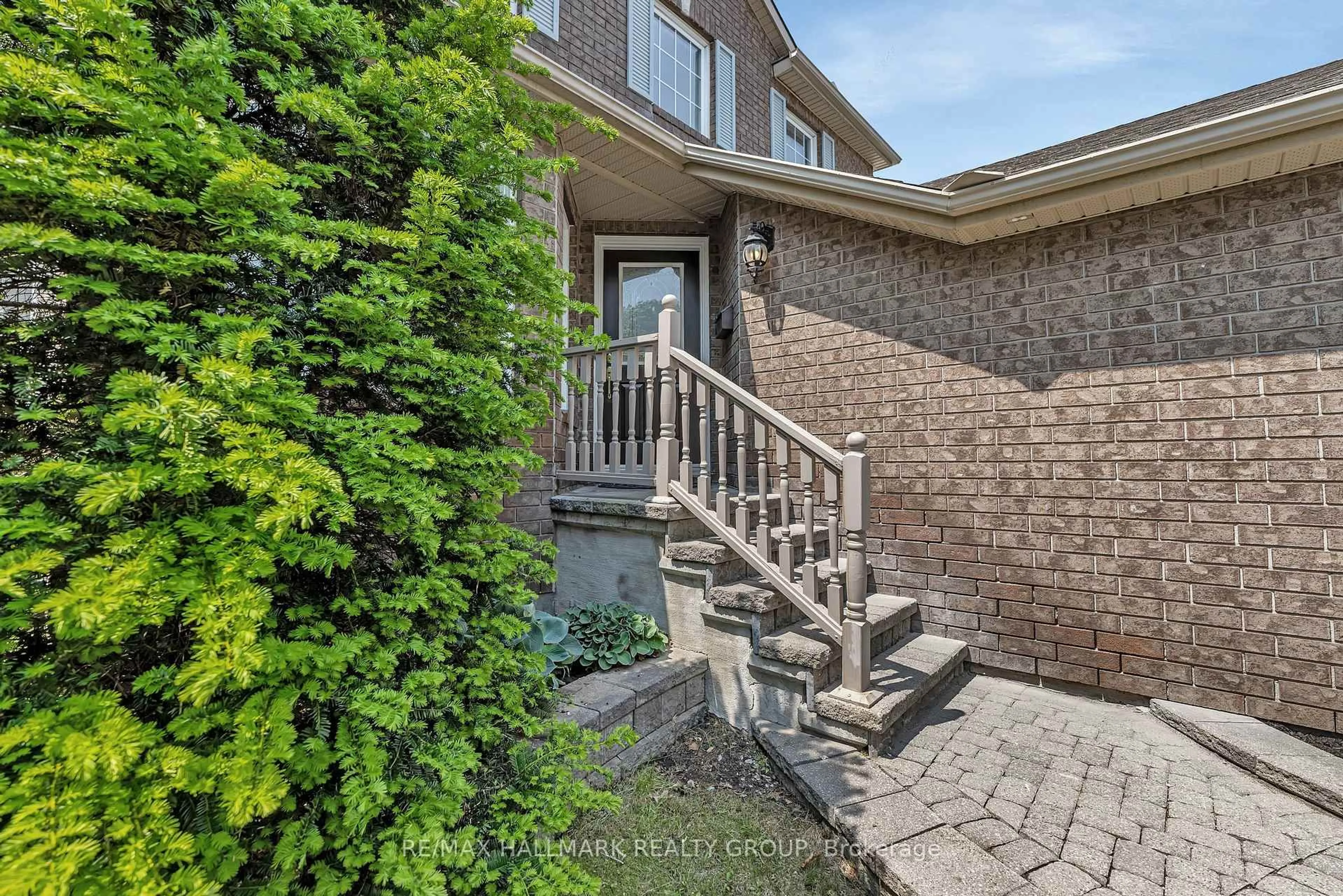 Unknown for 19 LANGFORD Cres, Ottawa Ontario K2K 2N5