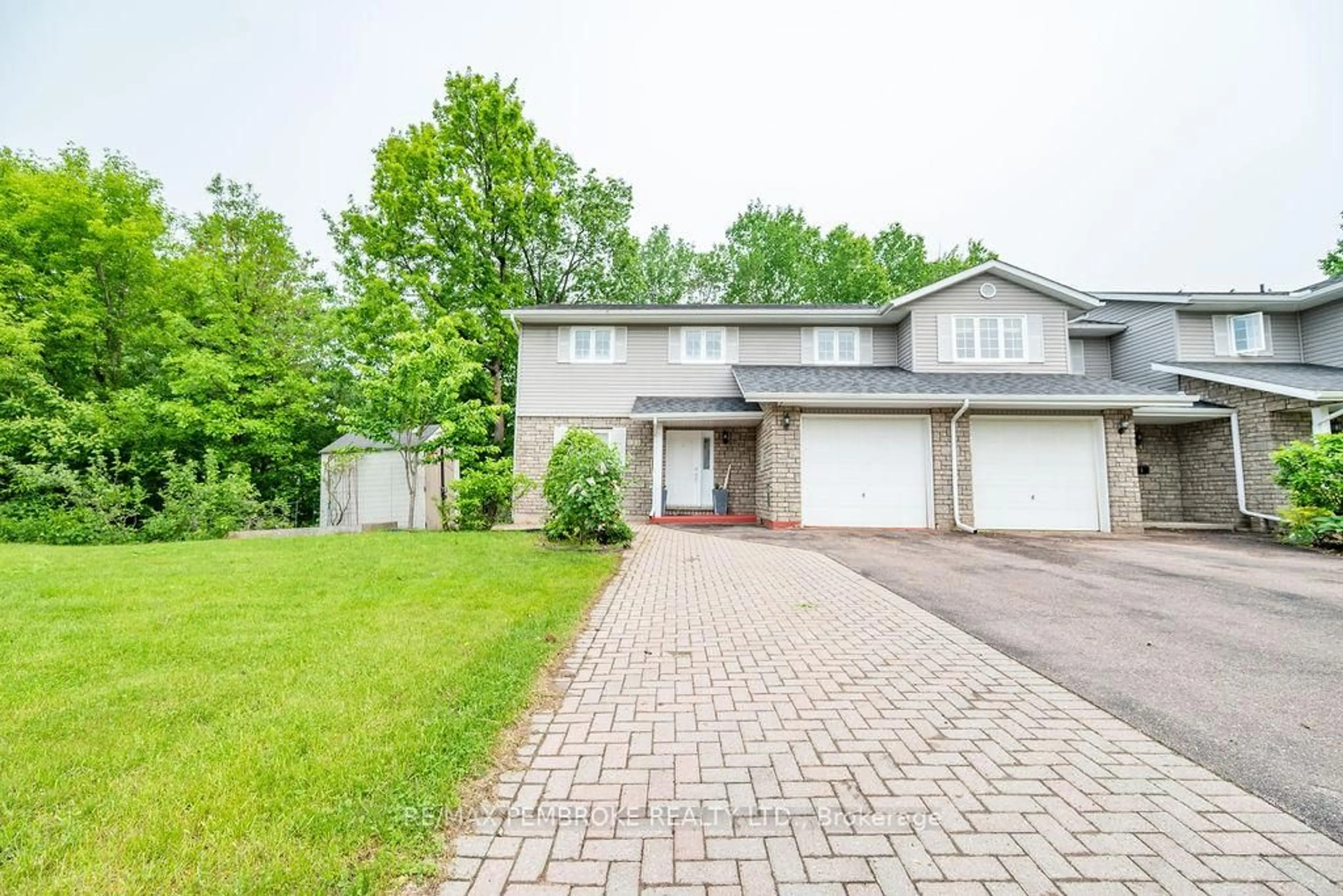 Unknown for 7 Vermont Meadows, Petawawa Ontario K8H 3N3