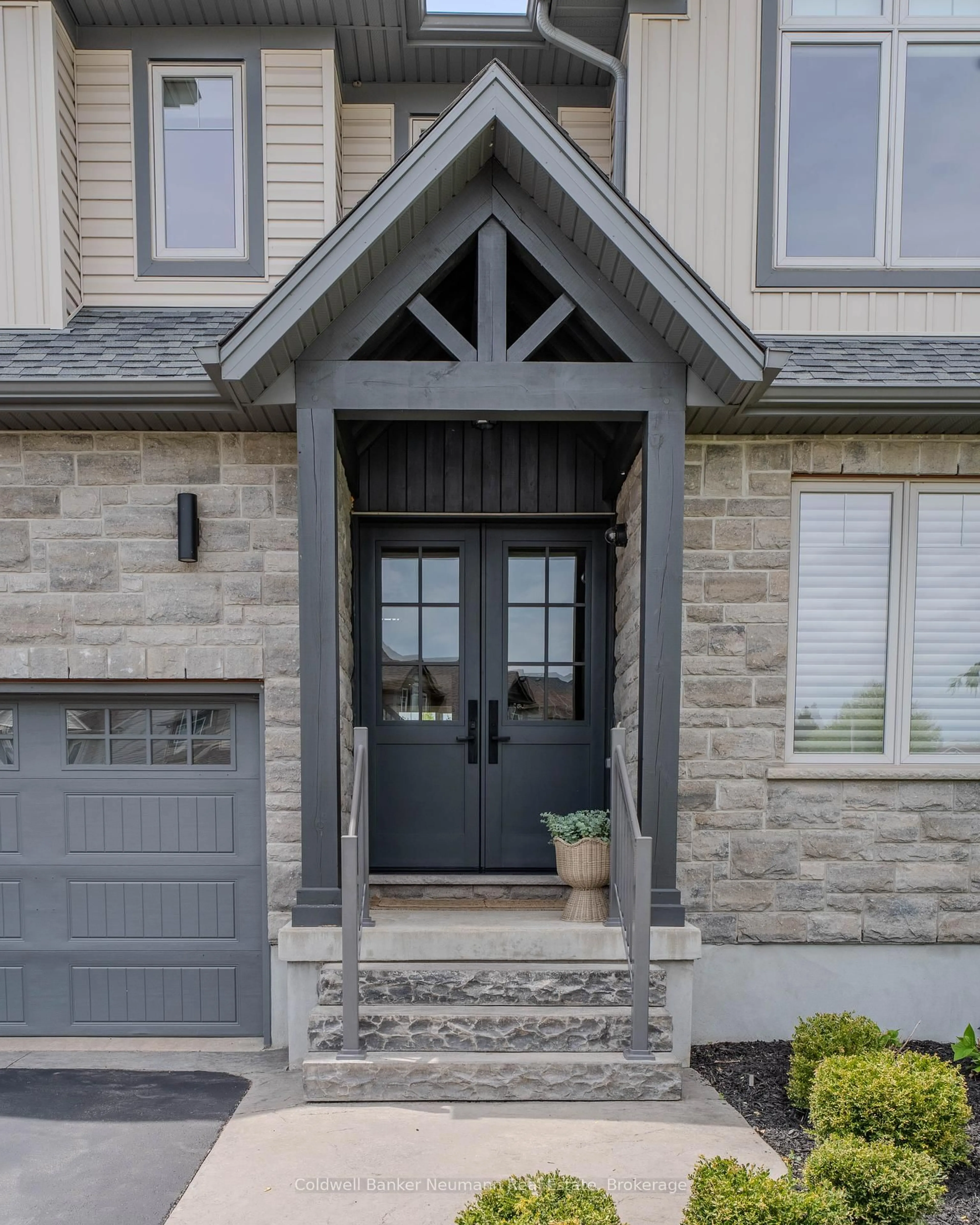 Home with brick exterior material, street for 22 Hilltop Rd, Guelph Ontario N1E 7L4