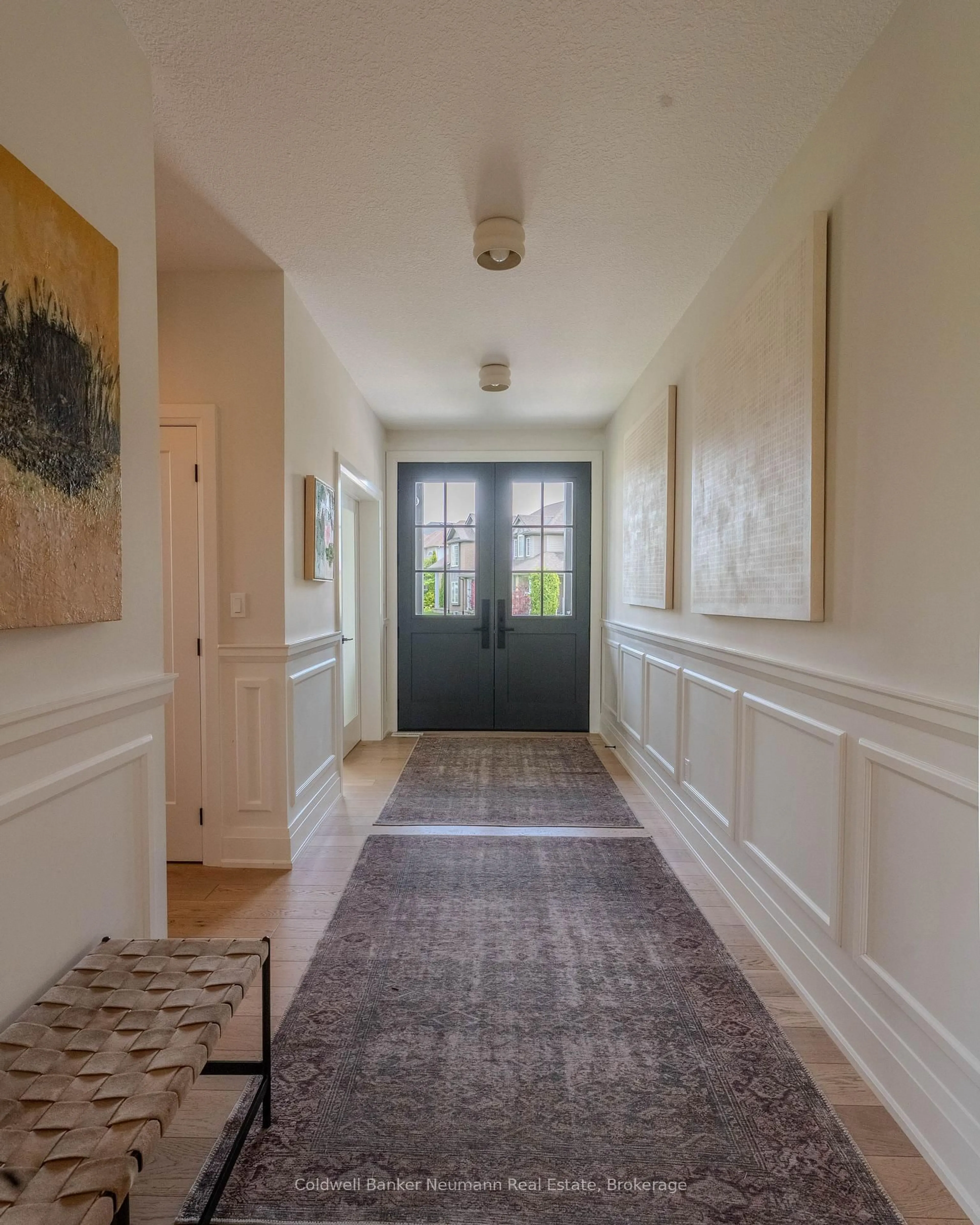 Indoor entryway for 22 Hilltop Rd, Guelph Ontario N1E 7L4