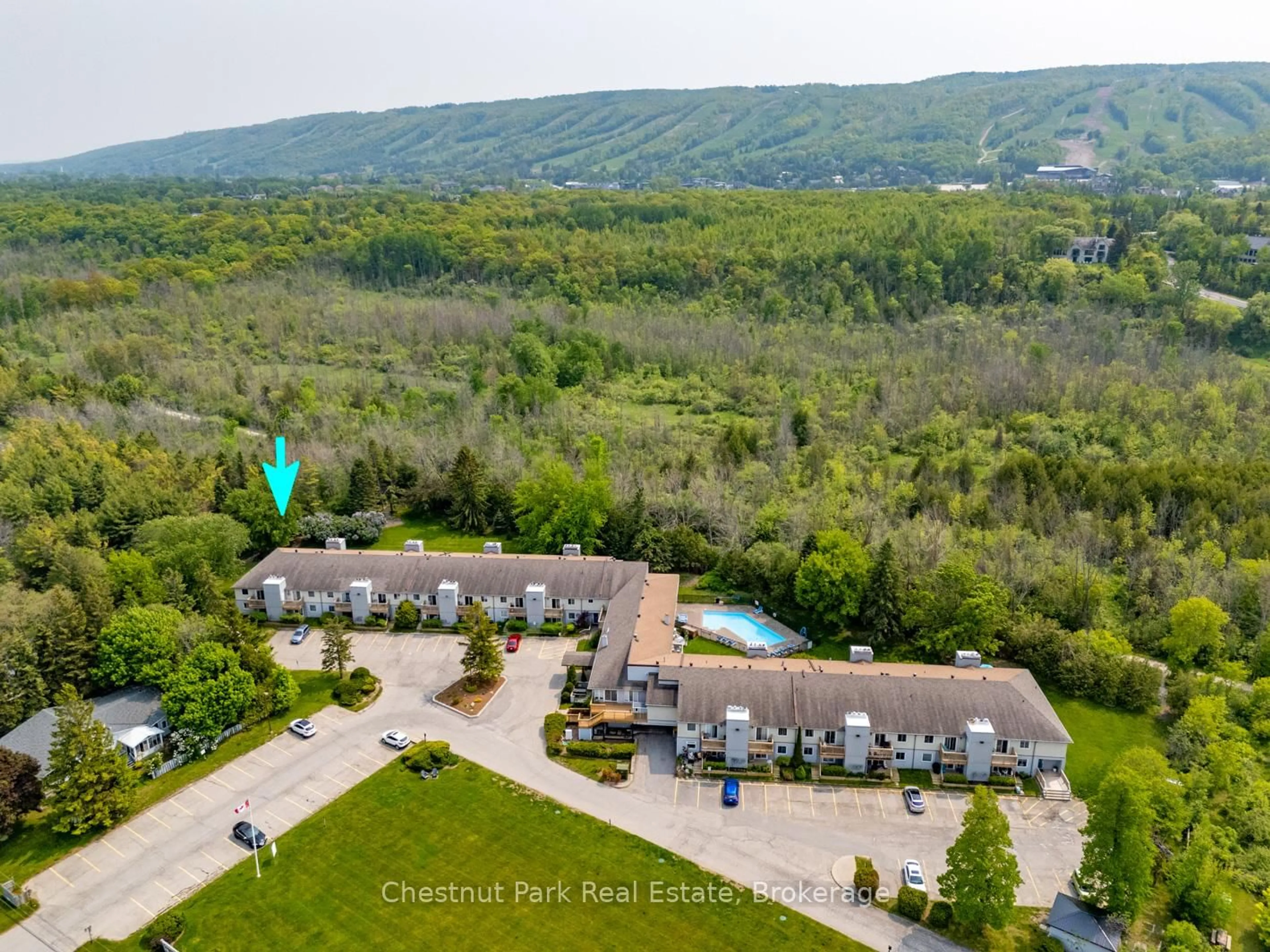 A pic from outside/outdoor area/front of a property/back of a property/a pic from drone, unknown for 209472 Highway 26 #39, Blue Mountains Ontario L9Y 0V3