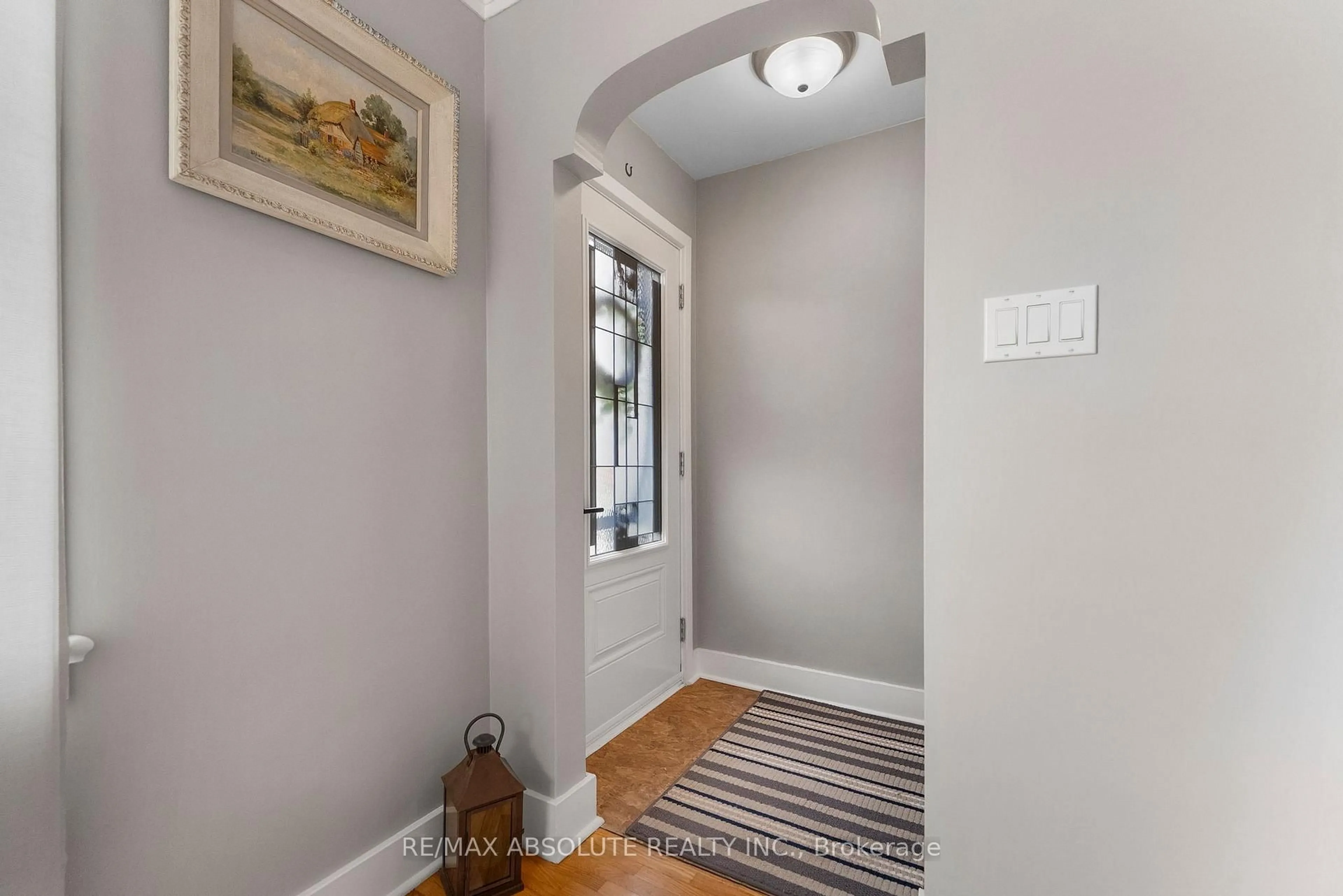 Indoor entryway for 150 Poole St, Arnprior Ontario K7S 1J2