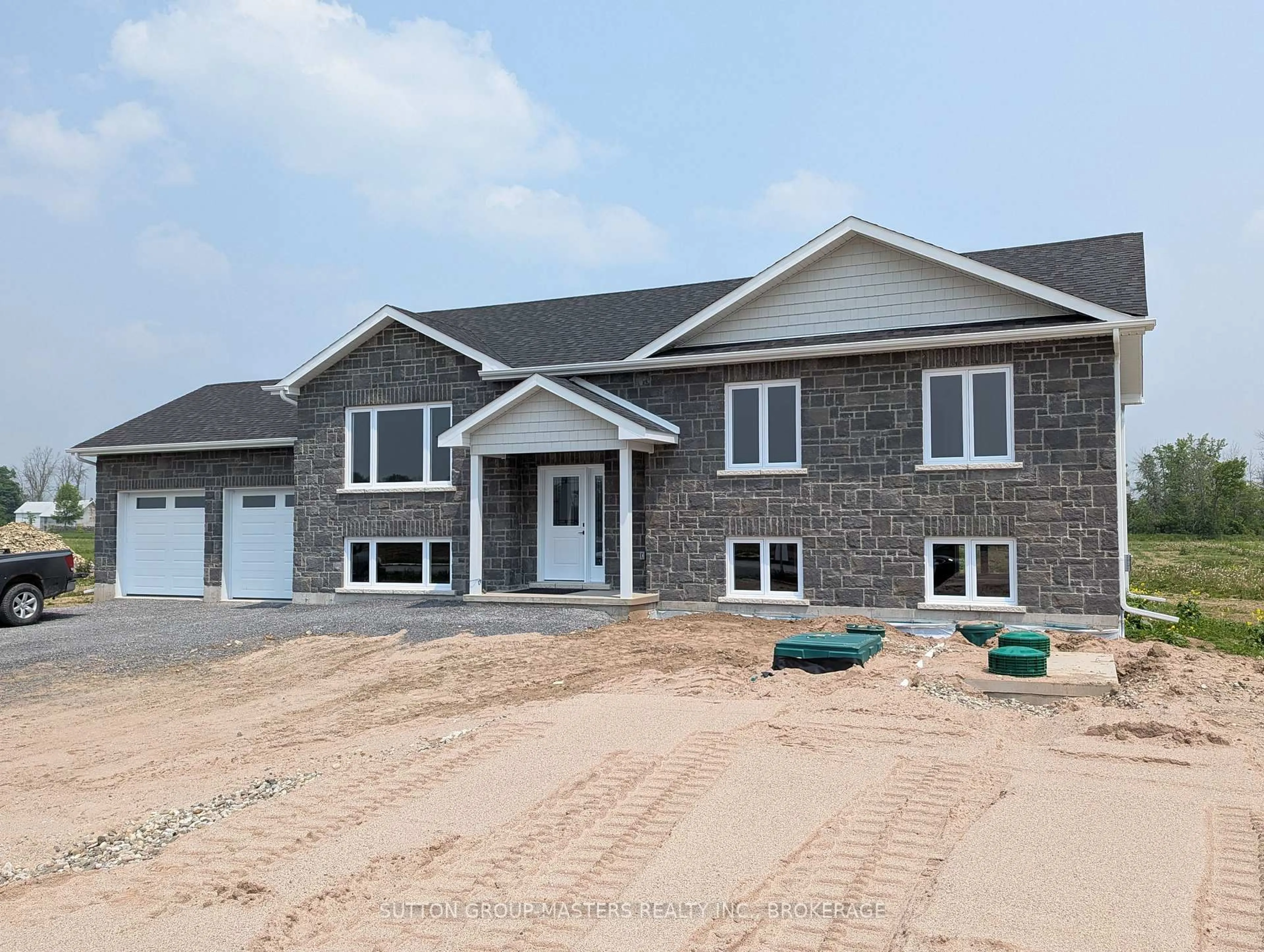 Home with brick exterior material, building for 109 Bittersweet Rd, Hartington Ontario K0H 1W0