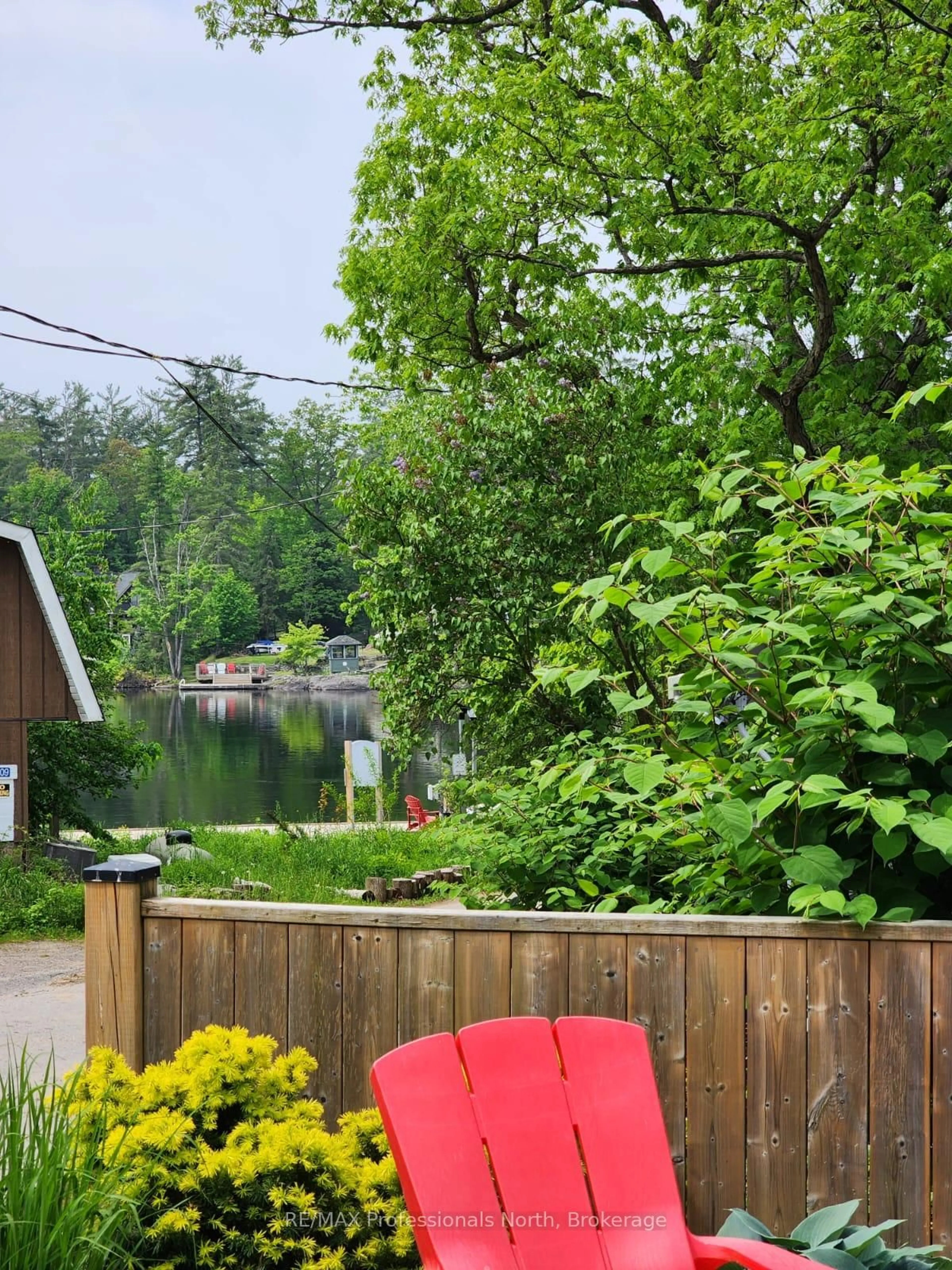 Patio, water/lake/river/ocean view for 1011 PORTAGE St #2, Muskoka Lakes Ontario P0C 1A0