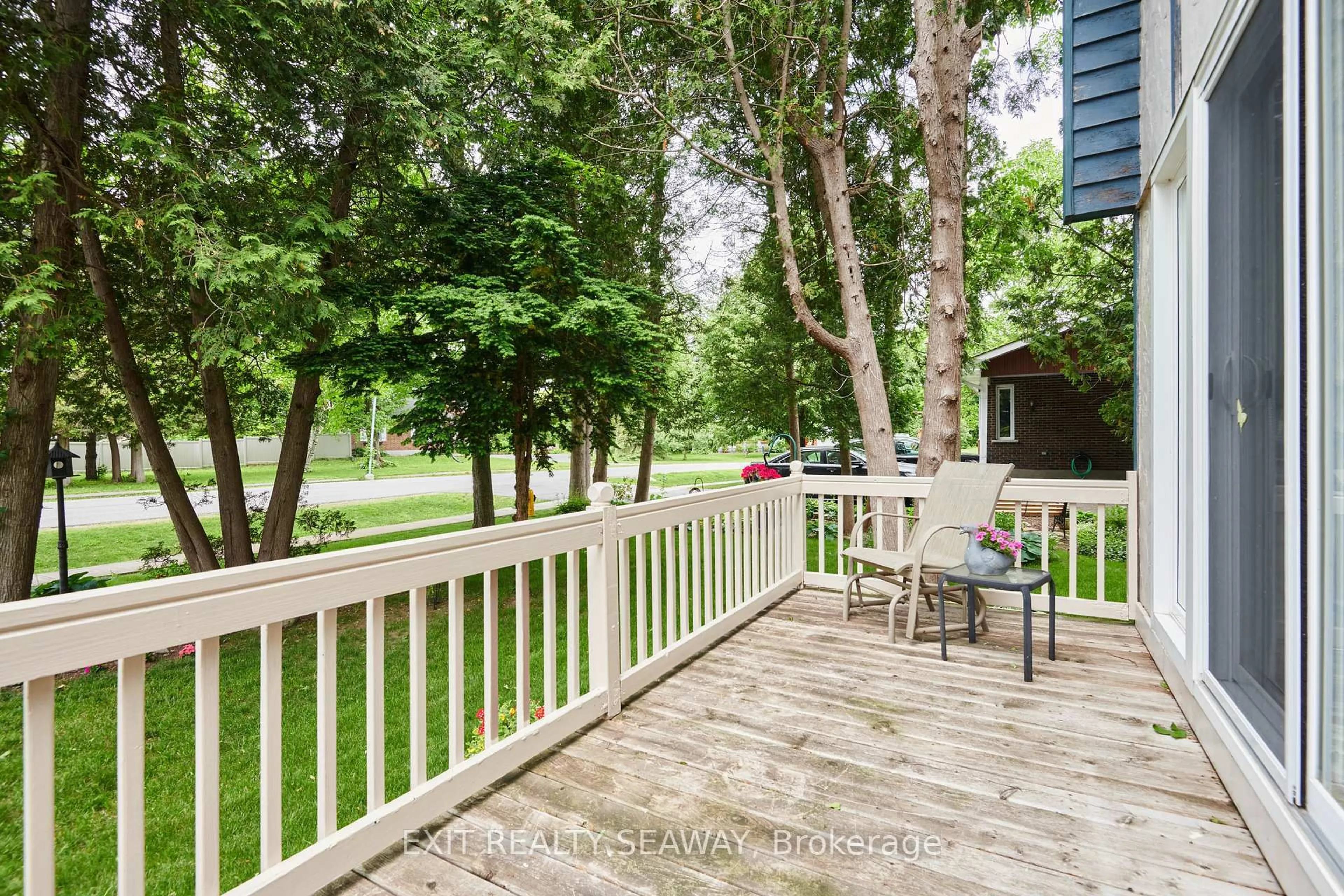 Patio, unknown for 38 Spruce St, South Stormont Ontario K0C 1M0