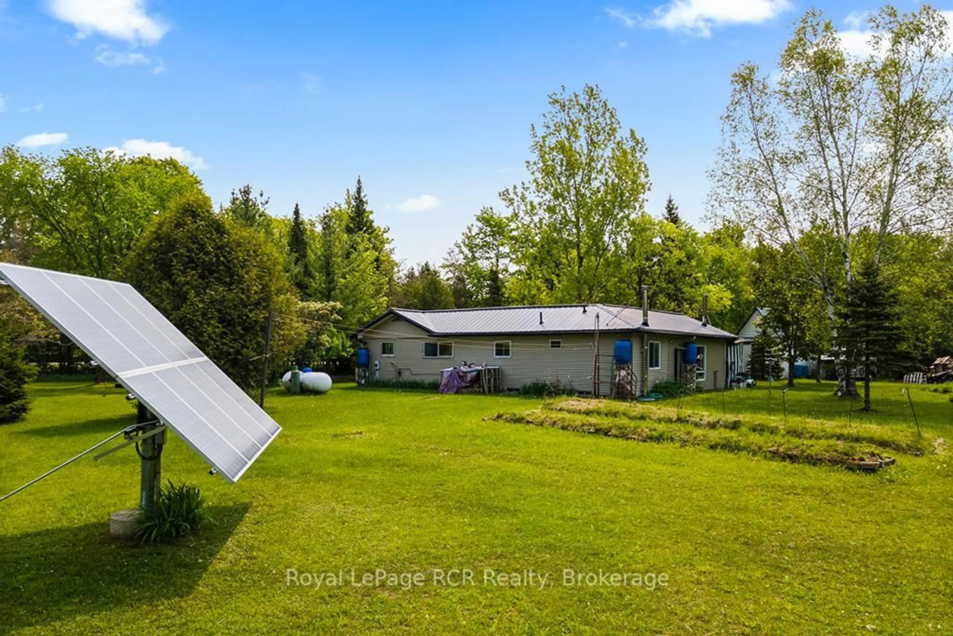 A pic from outside/outdoor area/front of a property/back of a property/a pic from drone, unknown for 134746 Sideroad 15 Sdrd, Grey Highlands Ontario N0C 1H0