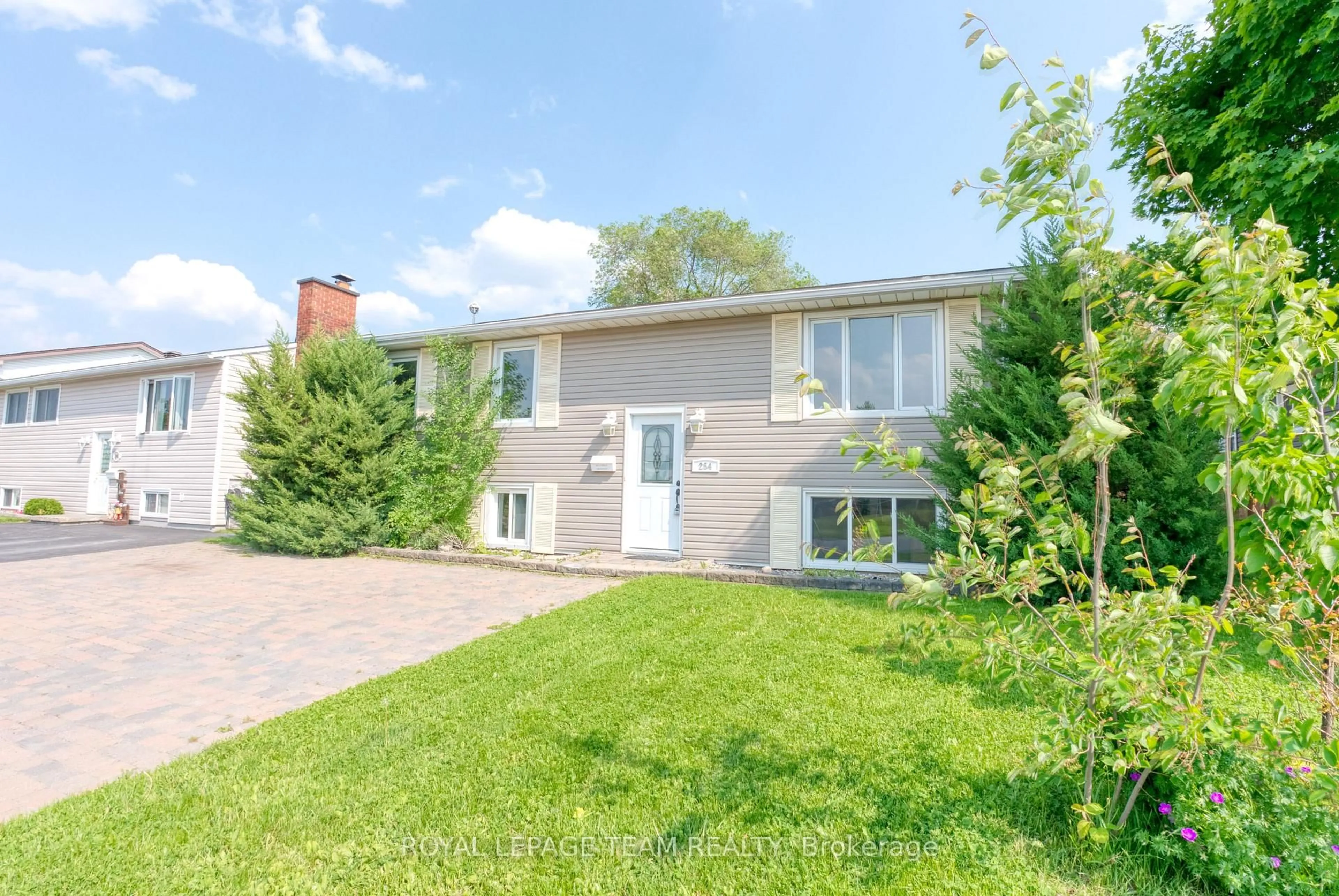 Home with brick exterior material, street for 254 Wilfred Cres, Arnprior Ontario K7S 2W9