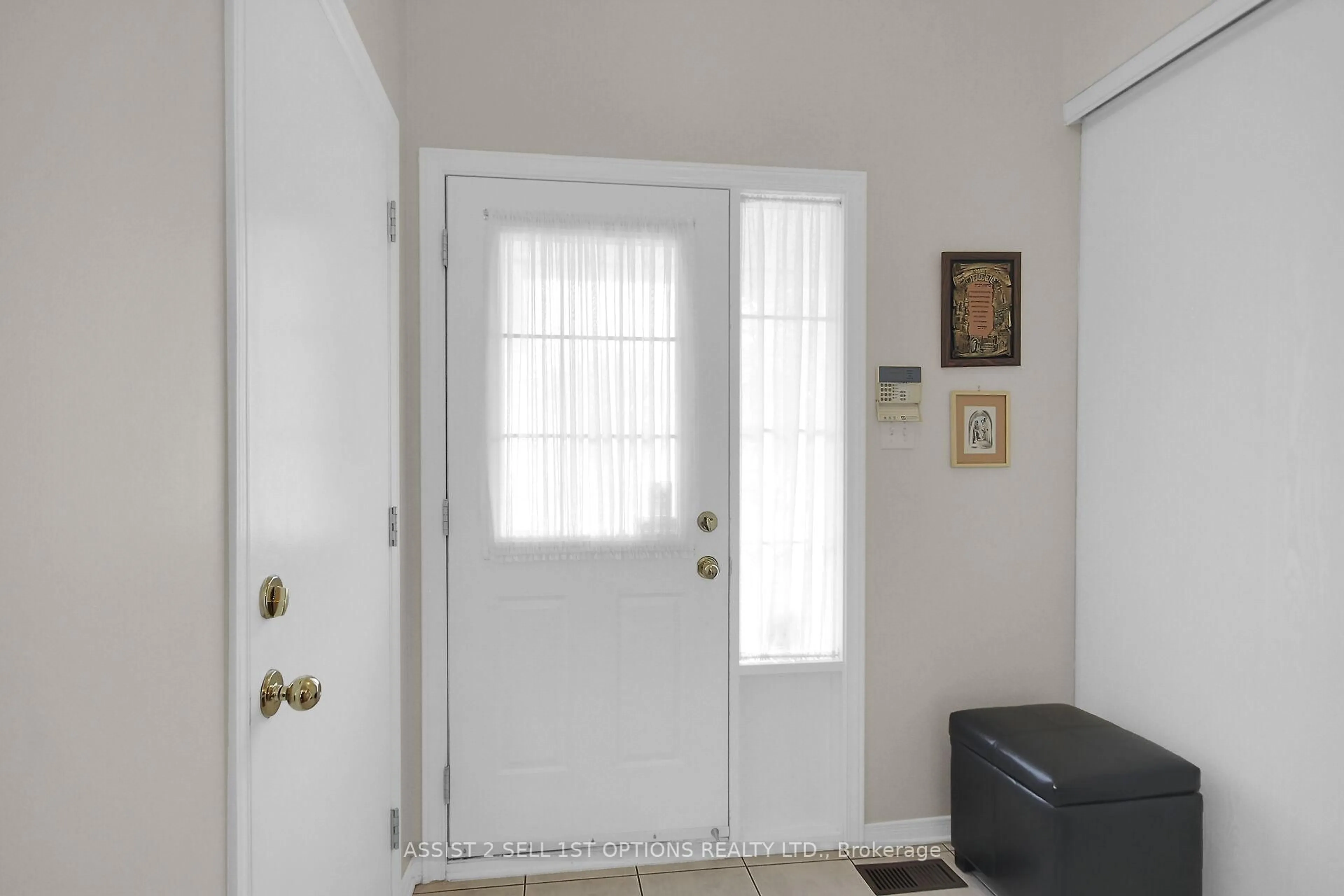 Indoor entryway for 88 Covington Pl, Ottawa Ontario K2G 6B6