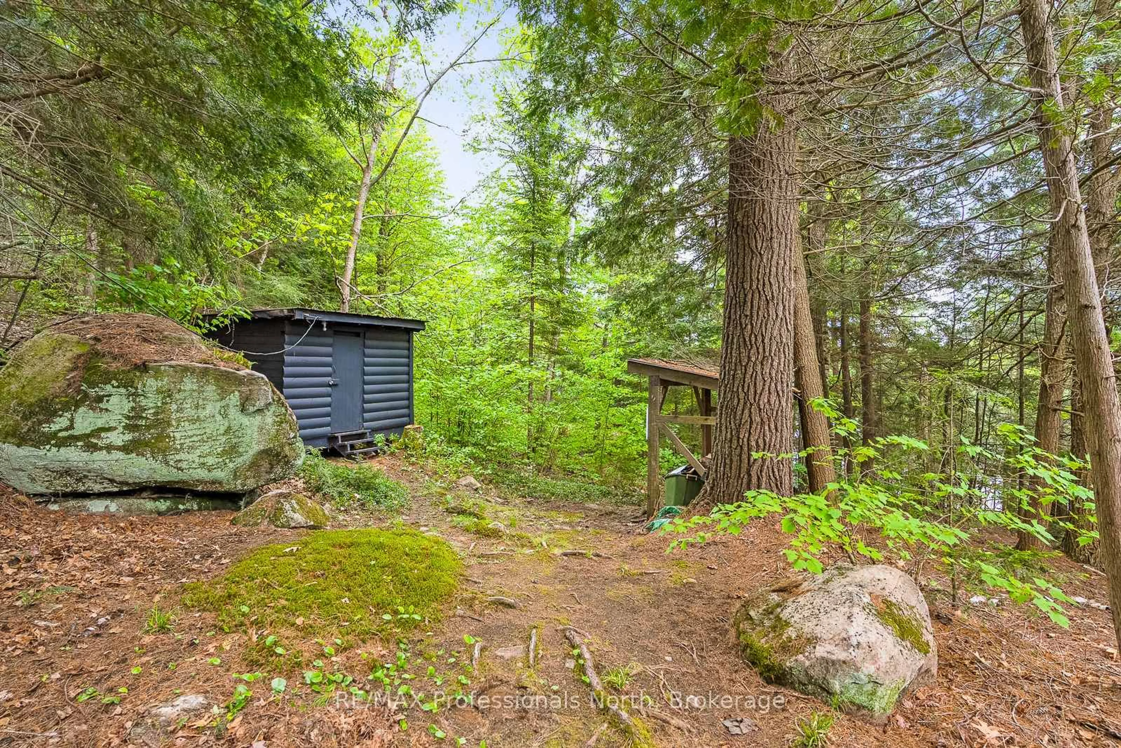 Shed for 11443 KUSHOG NORTH WATER, Algonquin Highlands Ontario K0M 1J2